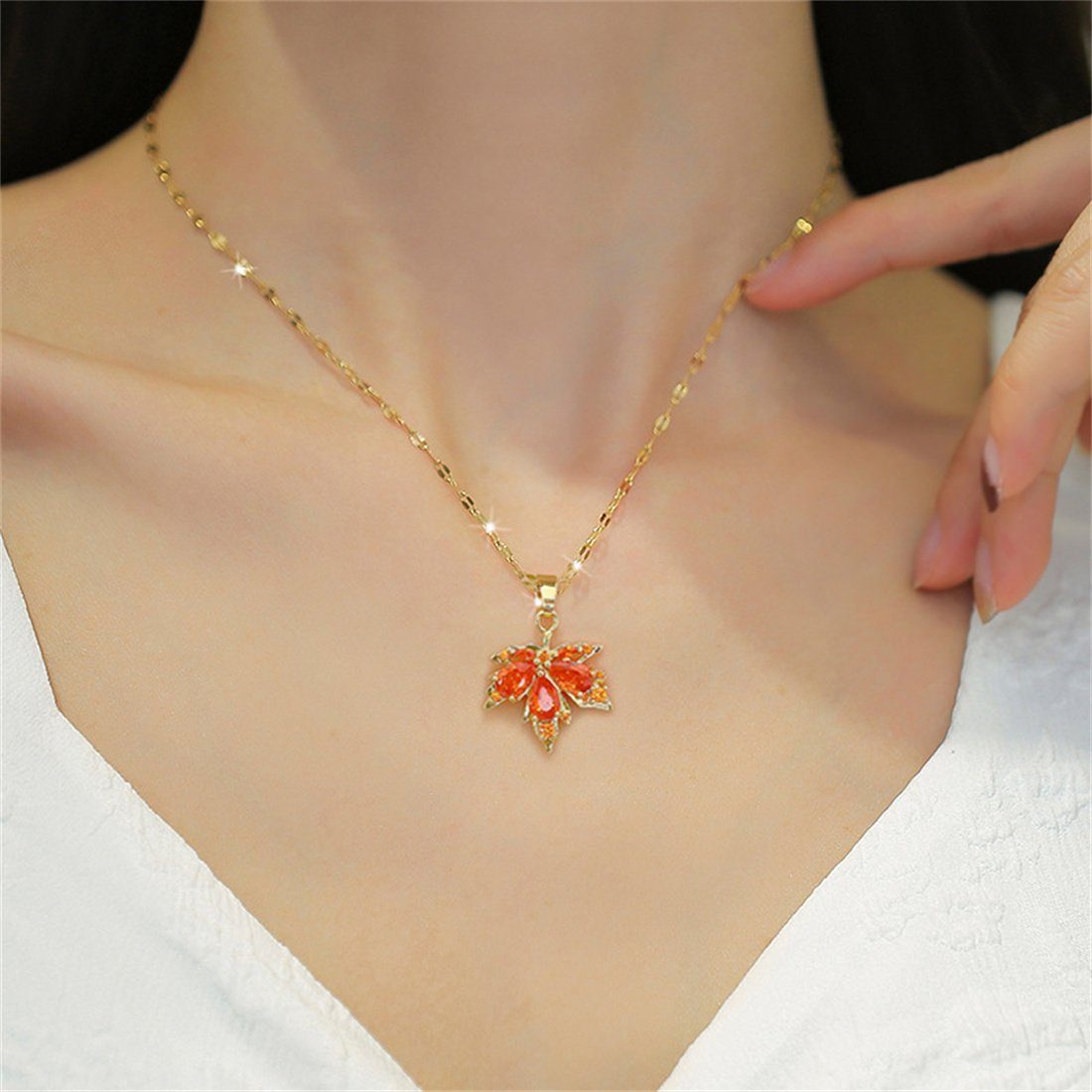 Light für Luxus-Halskette, Maple Leaf Charm-Kette Geschenk (1-tlg) Red Frauen DAYUT