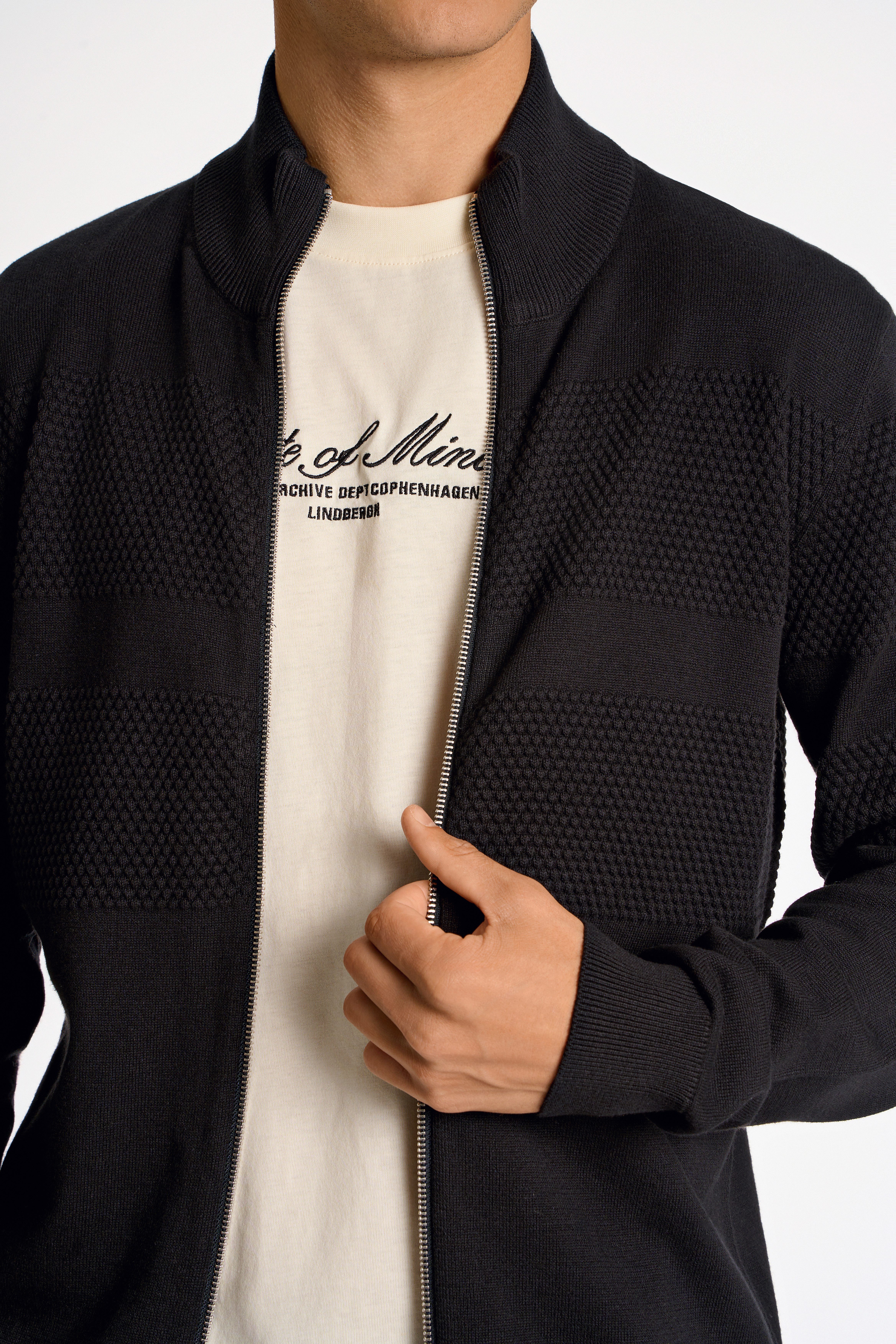 LINDBERGH Strickjacke mit Stehkragen und Reißverschluss – Bild 3 von 5