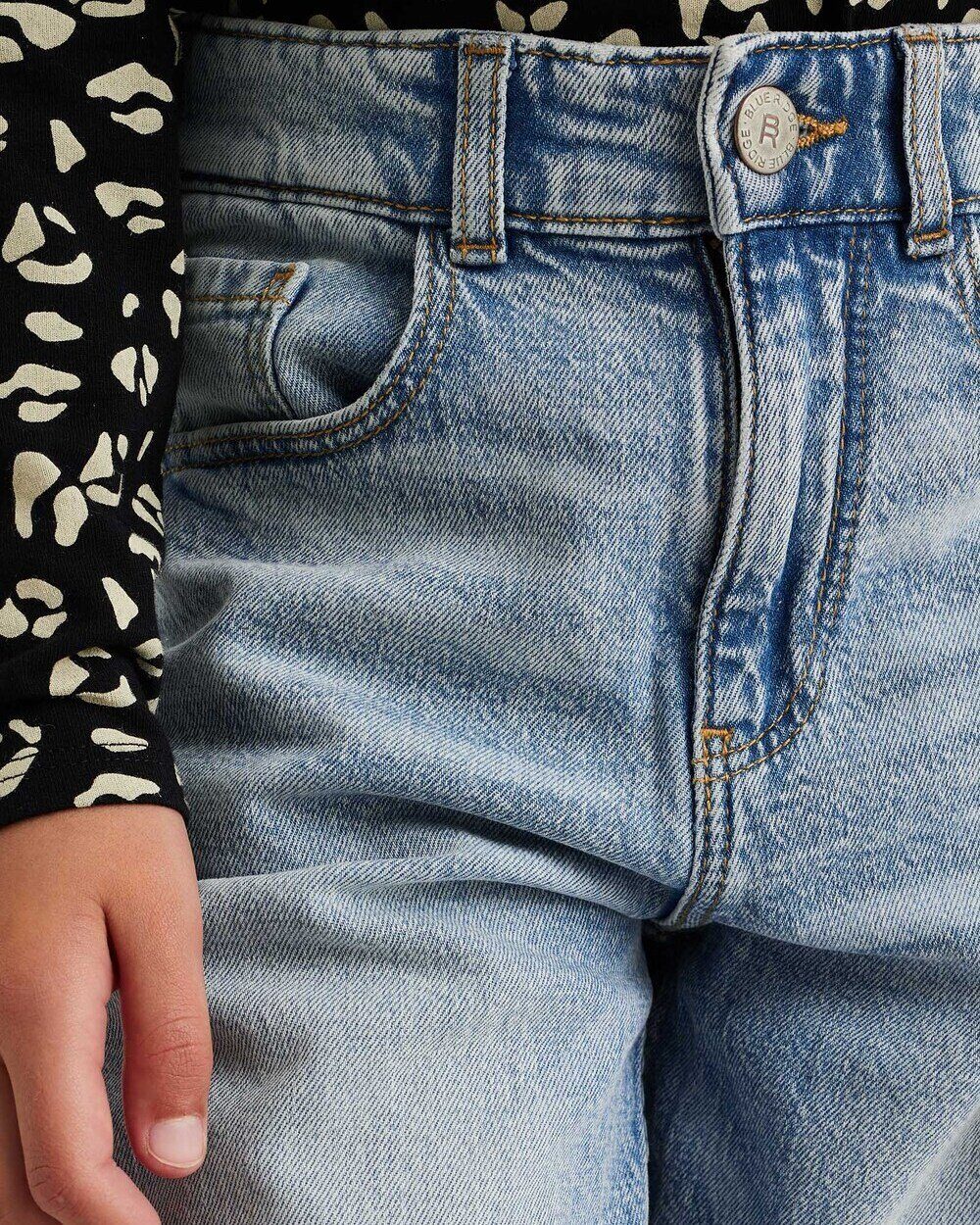 WE (1-tlg) Mom-Jeans Eisblau Fashion