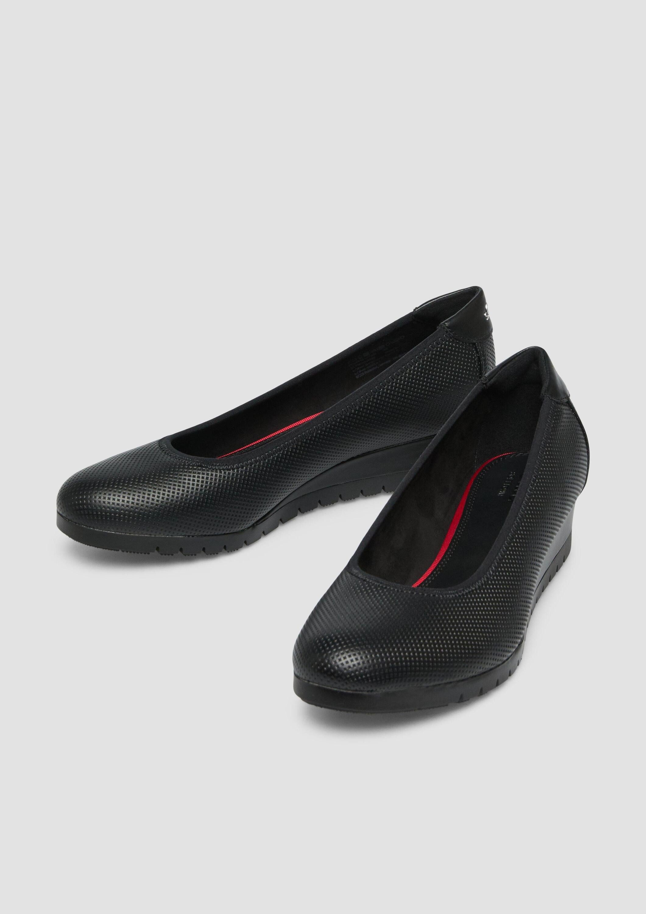 s.Oliver Pumps Pumps Weges mit profilierter Sohle