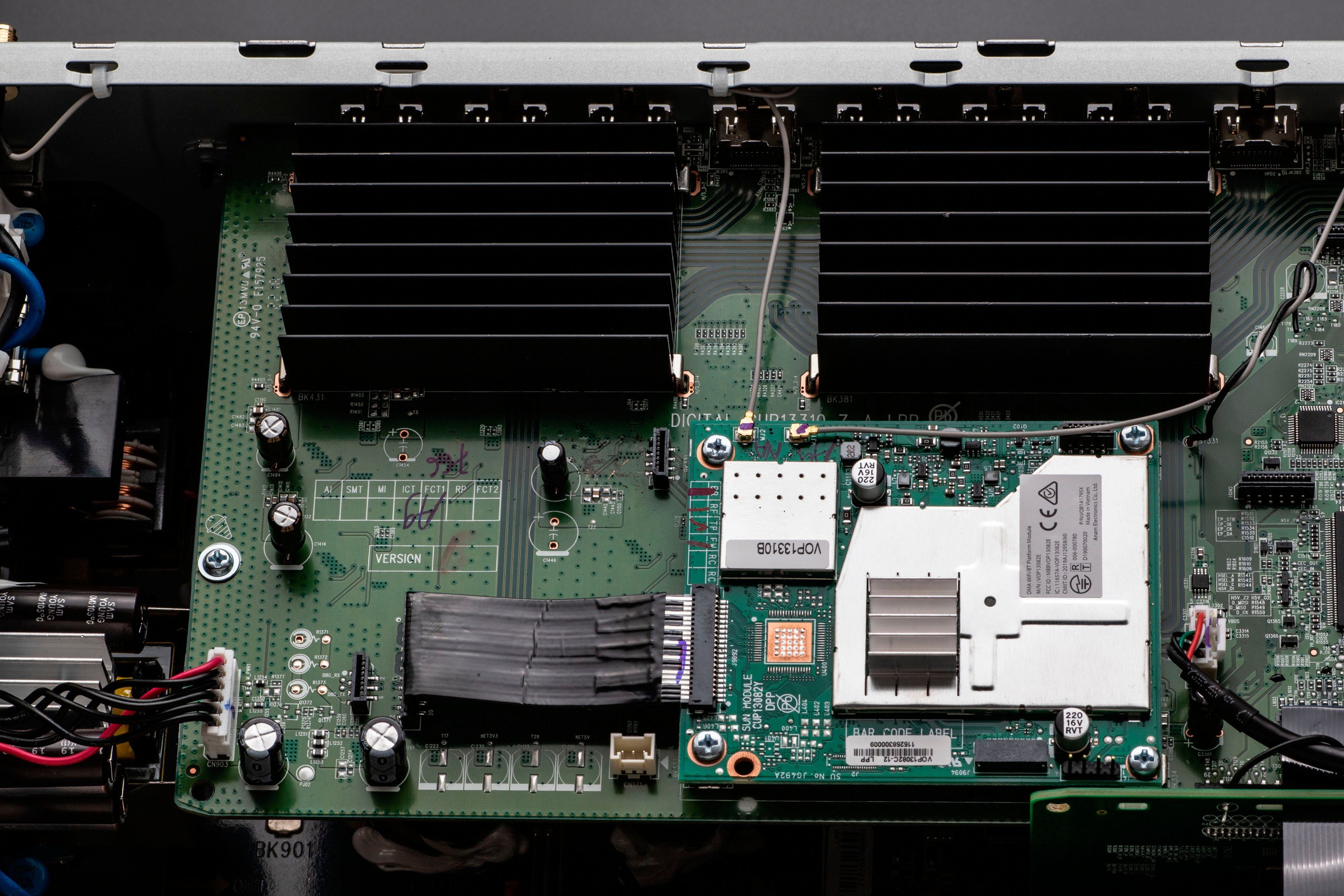 Denon AVC-X3800H Audioverstärker