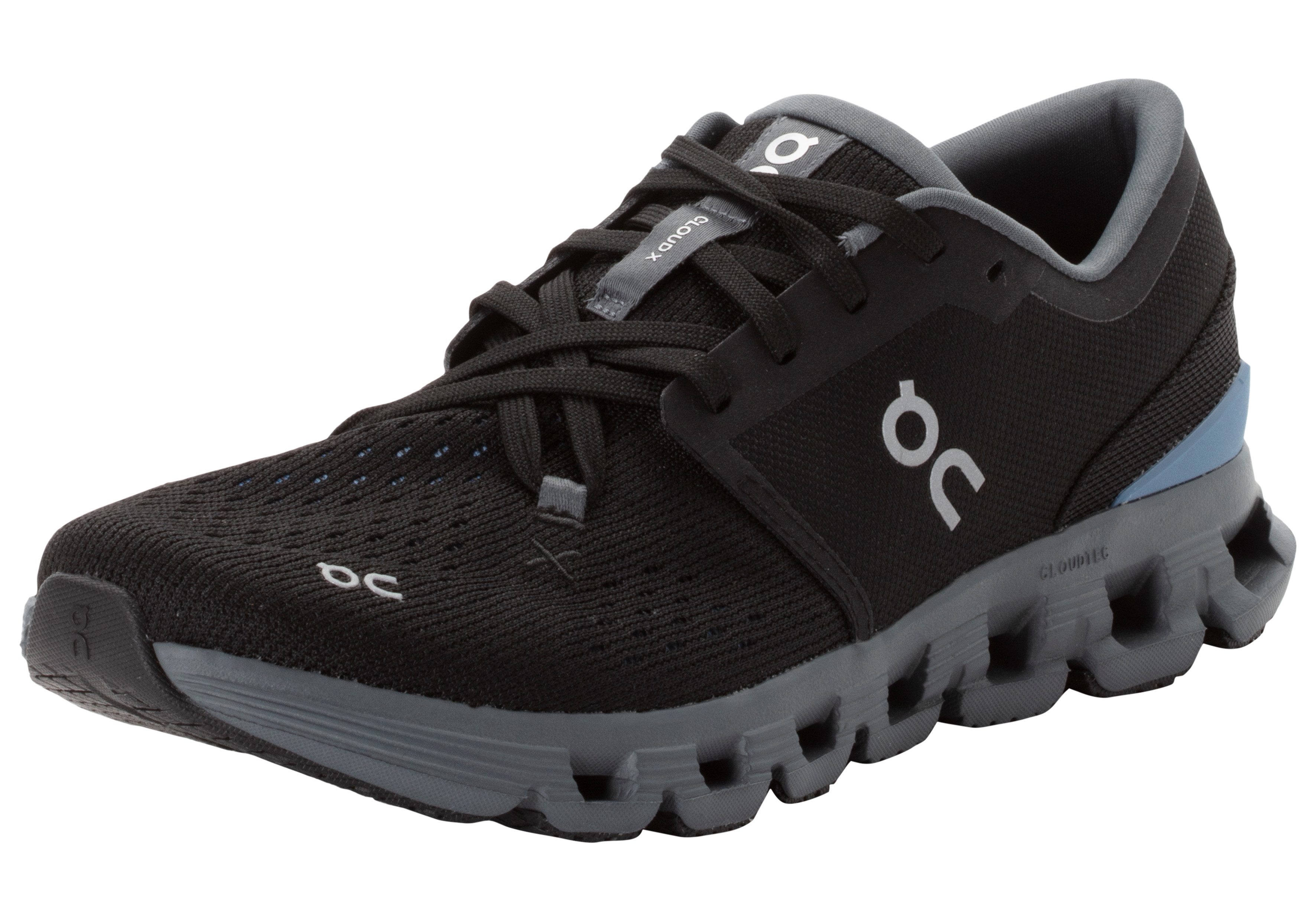 Cloud X 4 Sneaker