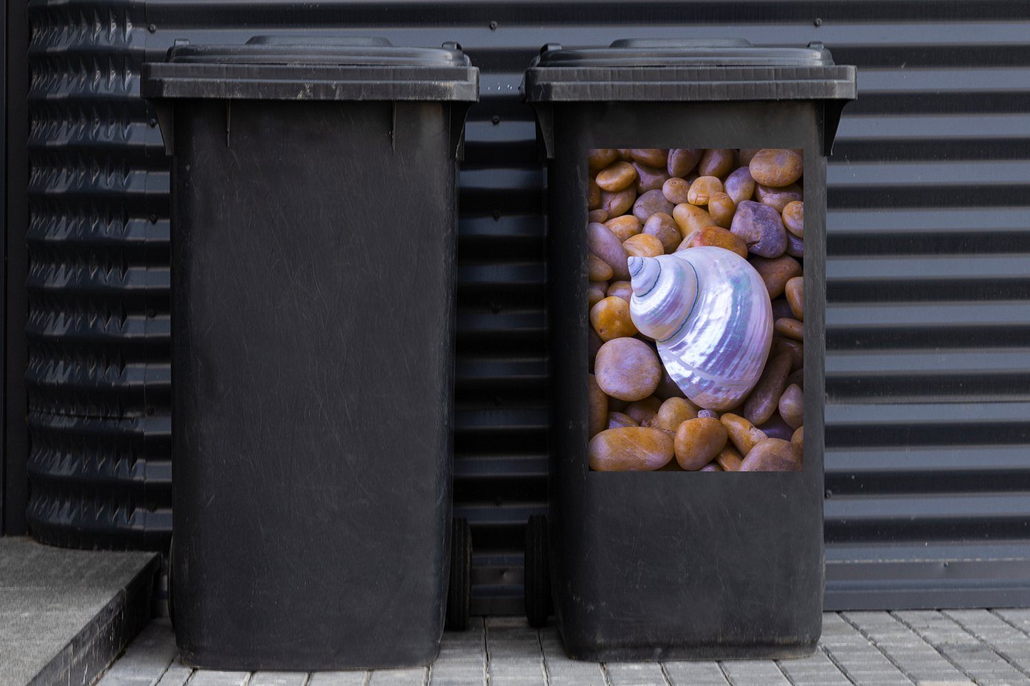 - St), (1 Wandsticker Container, Abfalbehälter Steine MuchoWow Muscheln Sticker, Kieselsteine - Mülltonne, Mülleimer-aufkleber,