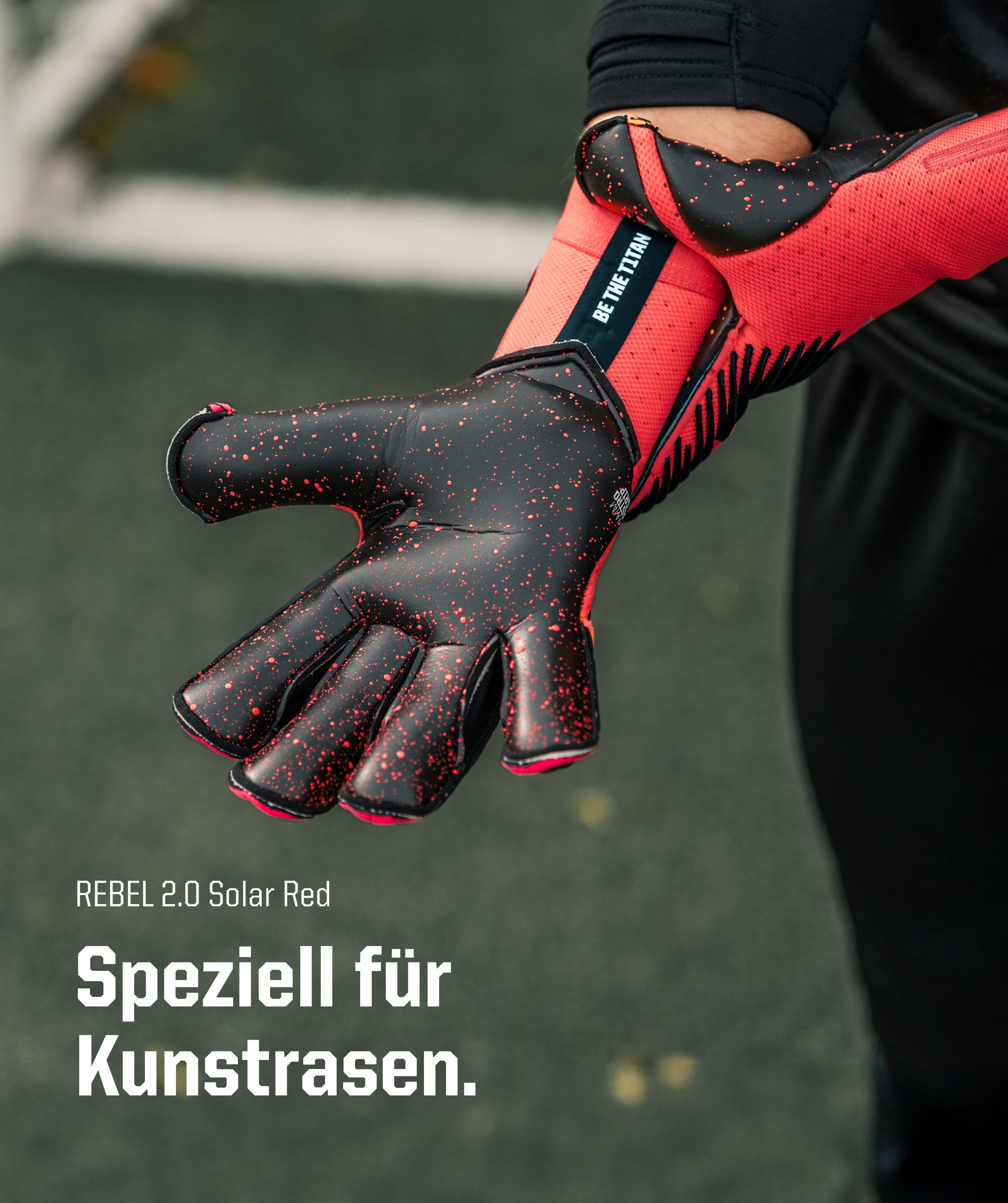 T1TAN Torwarthandschuhe Erwachsene Rebel Solar Red, Größe 6-11 – Bild 2 von 5