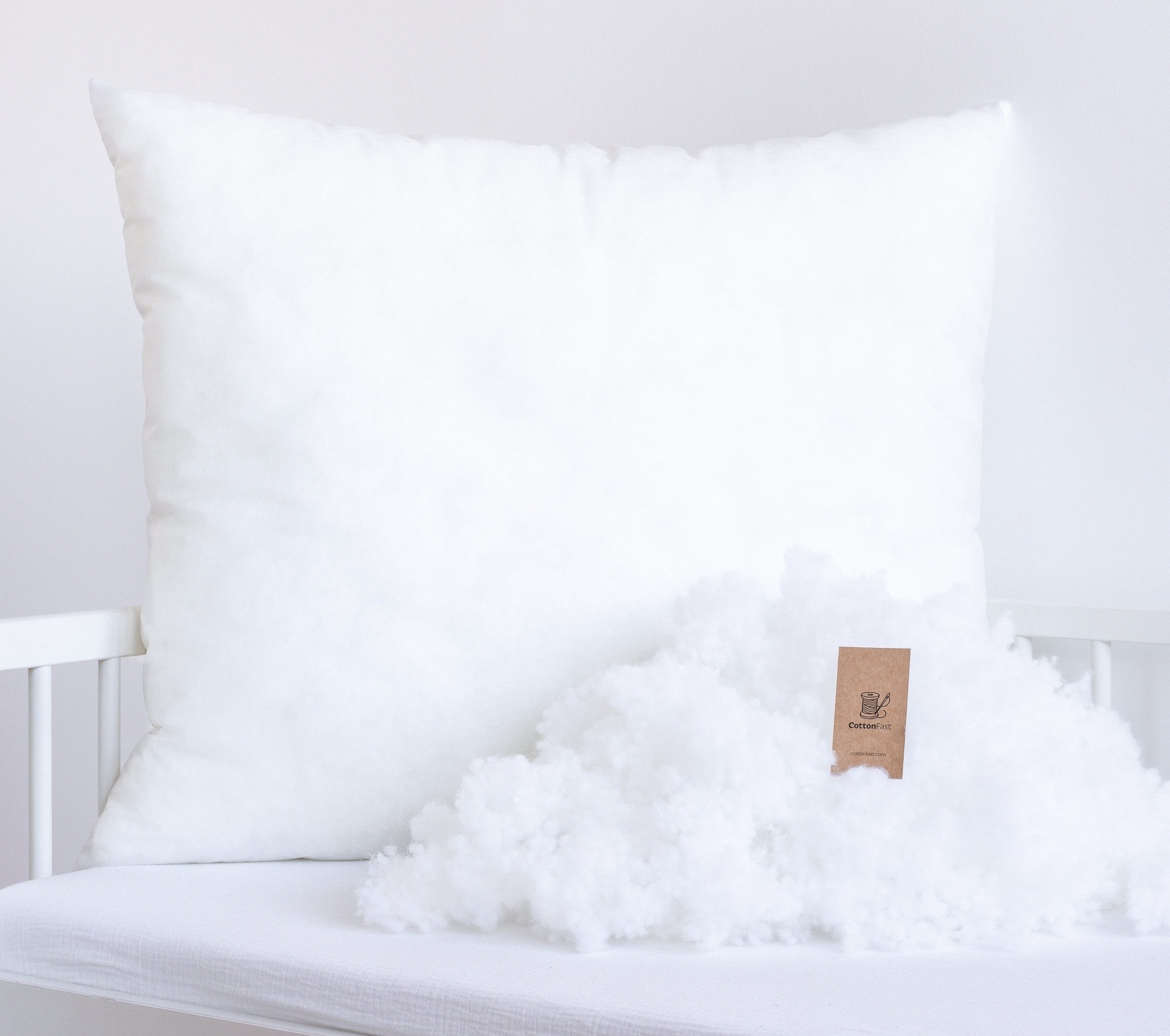 COTTONFAST Kissenfüllung 70x80 cm großes Schlafkissen Kopfkissen XL Kissen weich & langlebig, COTTONFAST Europäische Herstellung • hygienisch & XL voluminös!