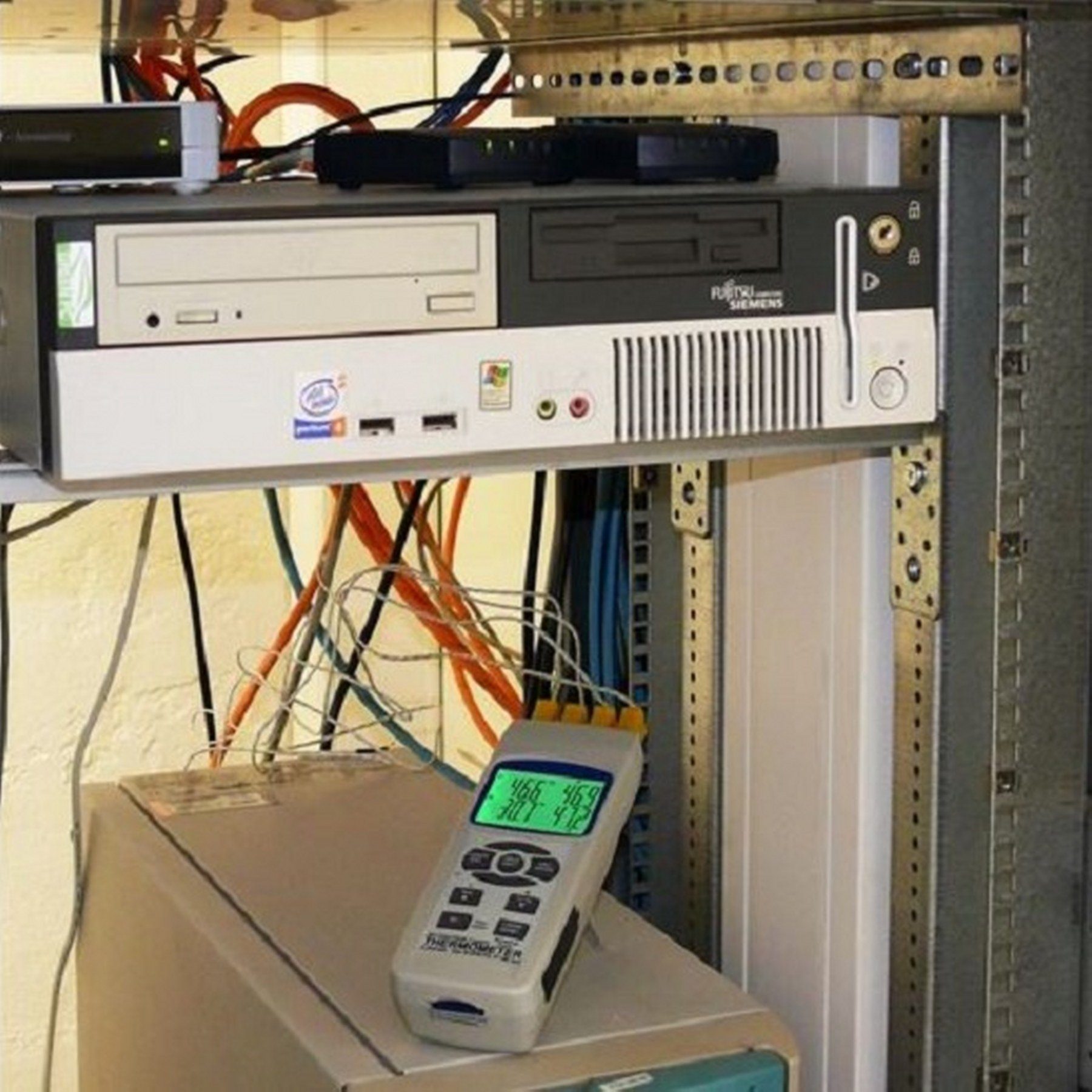 PCE Instruments Gartenthermometer PCE Datenlogger PCE-T390, Für K-Typ, J-Typ und Pt100 Temperaturfühler