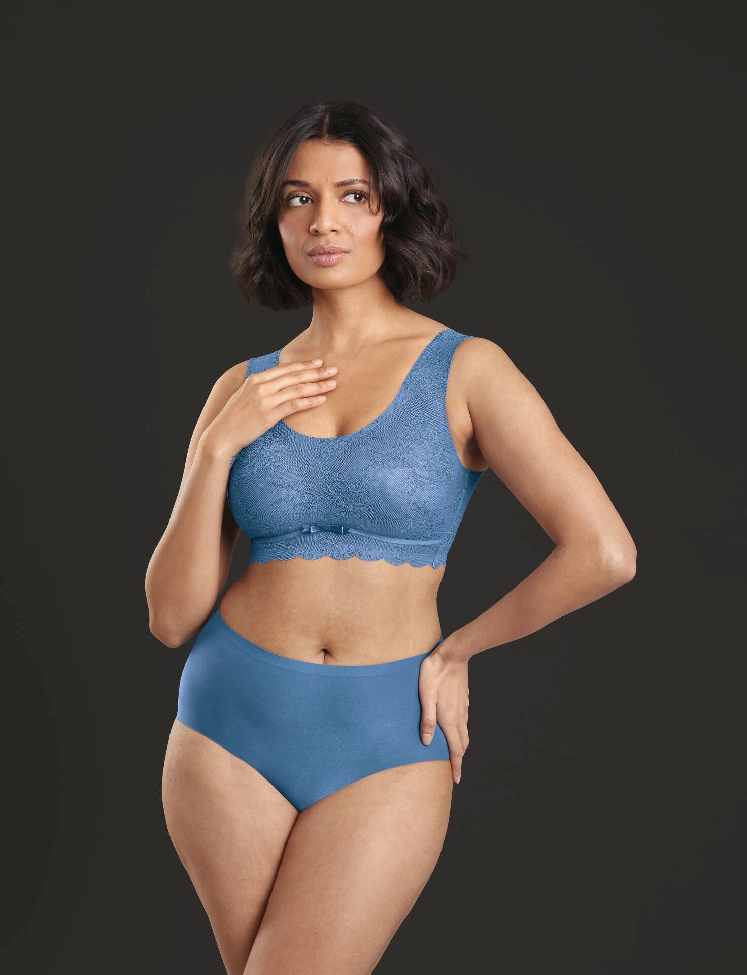 Anita since 1886 Bralette Essential Lace mit Spitze, herausnehmbare Schaumcups, feminin, atmungsaktiv – Bild 4 von 5