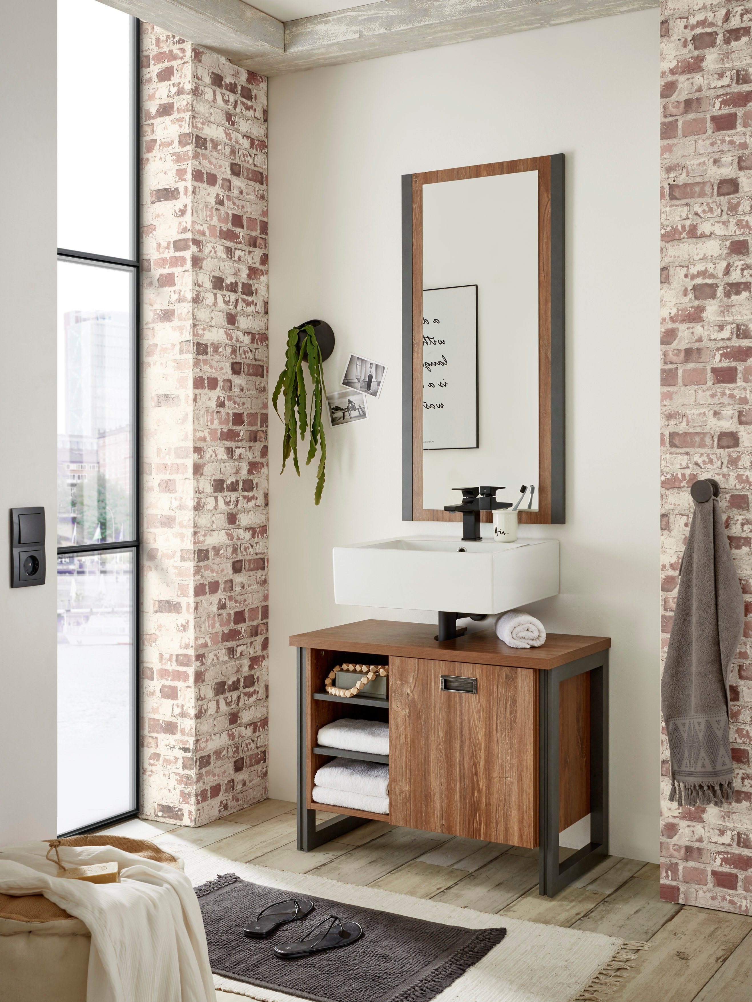 Home affaire Badmöbel-Set Detroit, Bad im Industrialdesign, 2-teiliges Badezimmer, (Set, 2-St), Waschbeckenunterschrank und Spiegel, holzfarben, mit offenen Fächern
