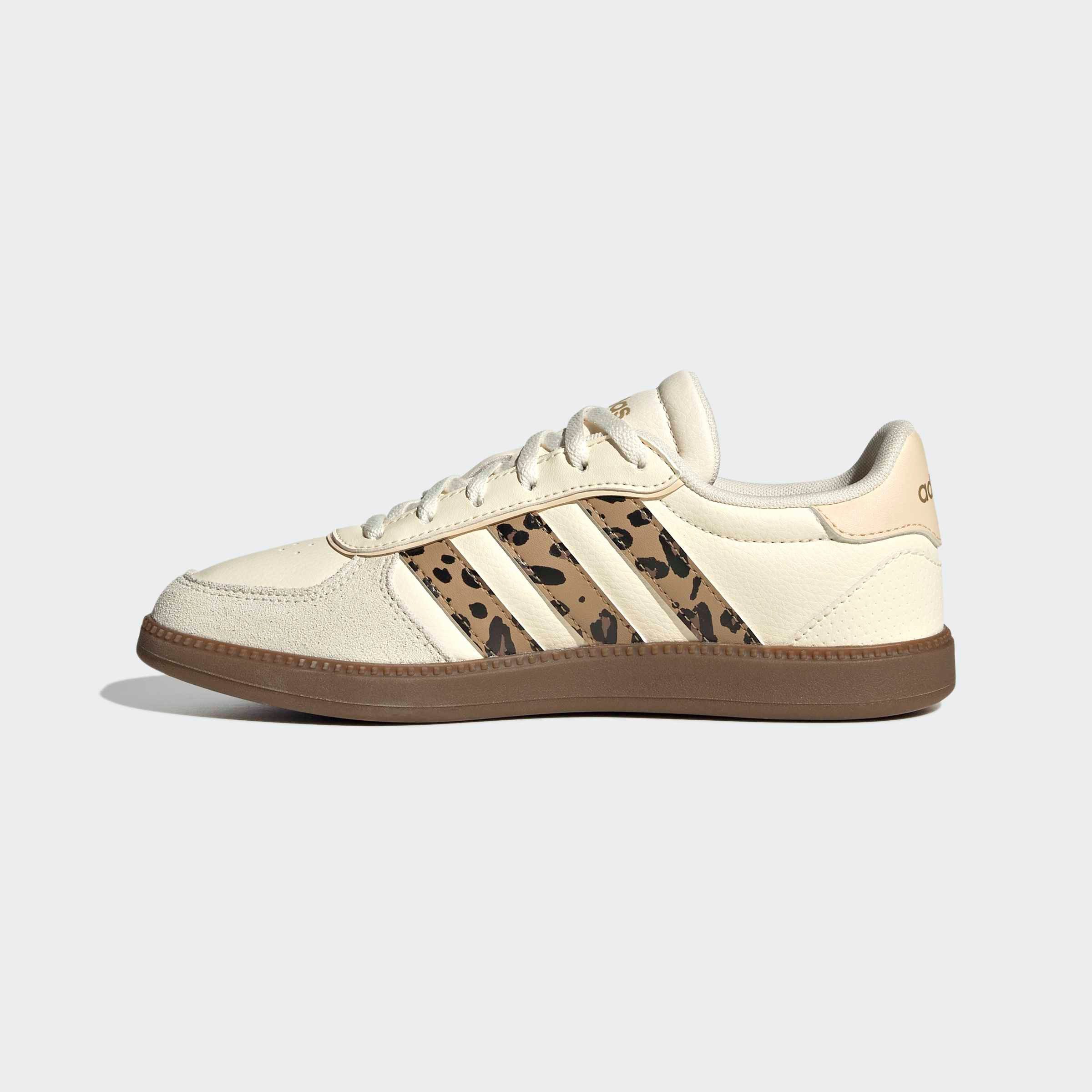 adidas Sportswear BREAKNET SLEEK KIDS Sneaker (für Kinder & Jugendliche) inspiriert vom Design des adidas handball spezial