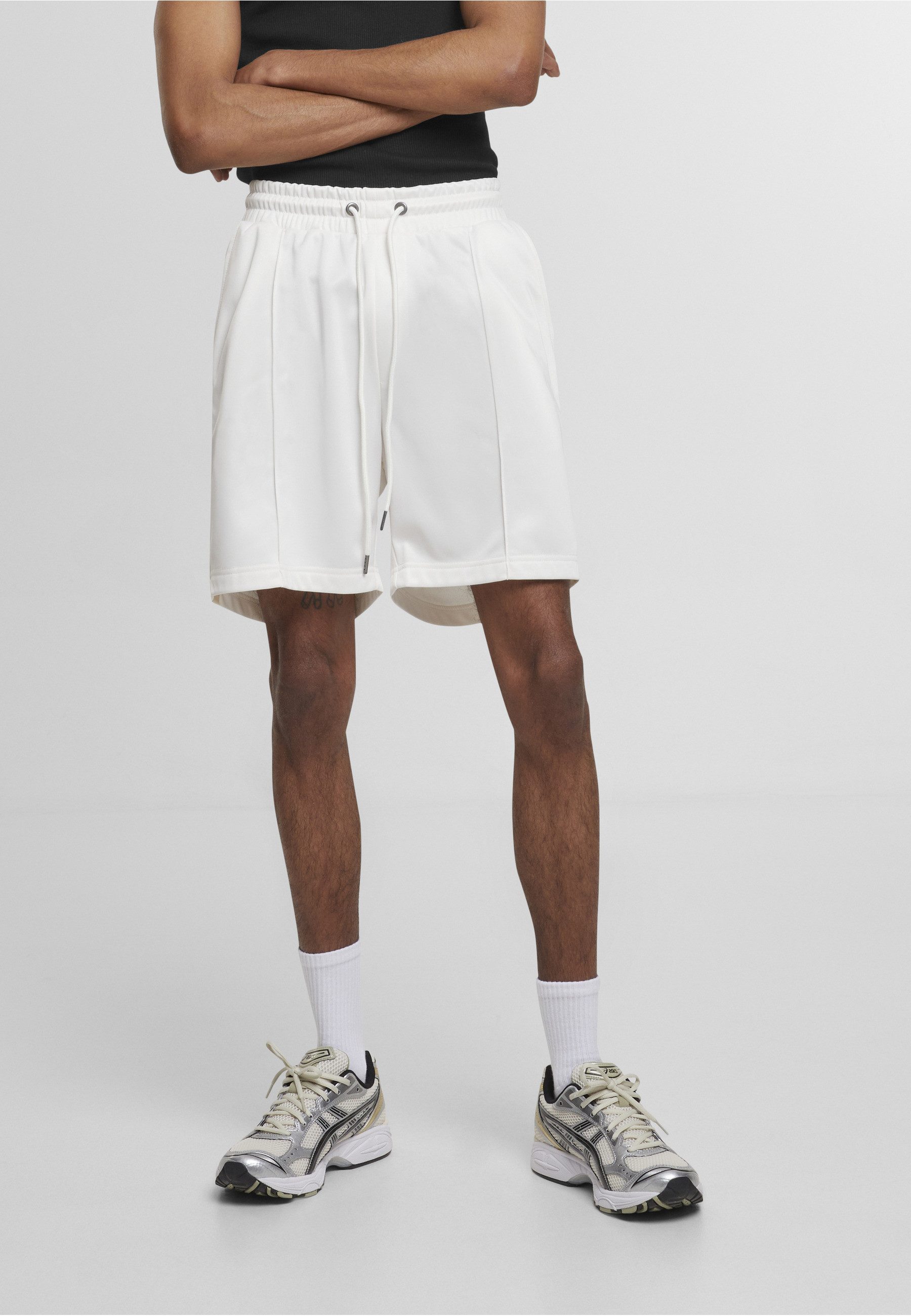 URBAN CLASSICS Shorts Urban Classics Tennis Core Shorts (1-tlg)