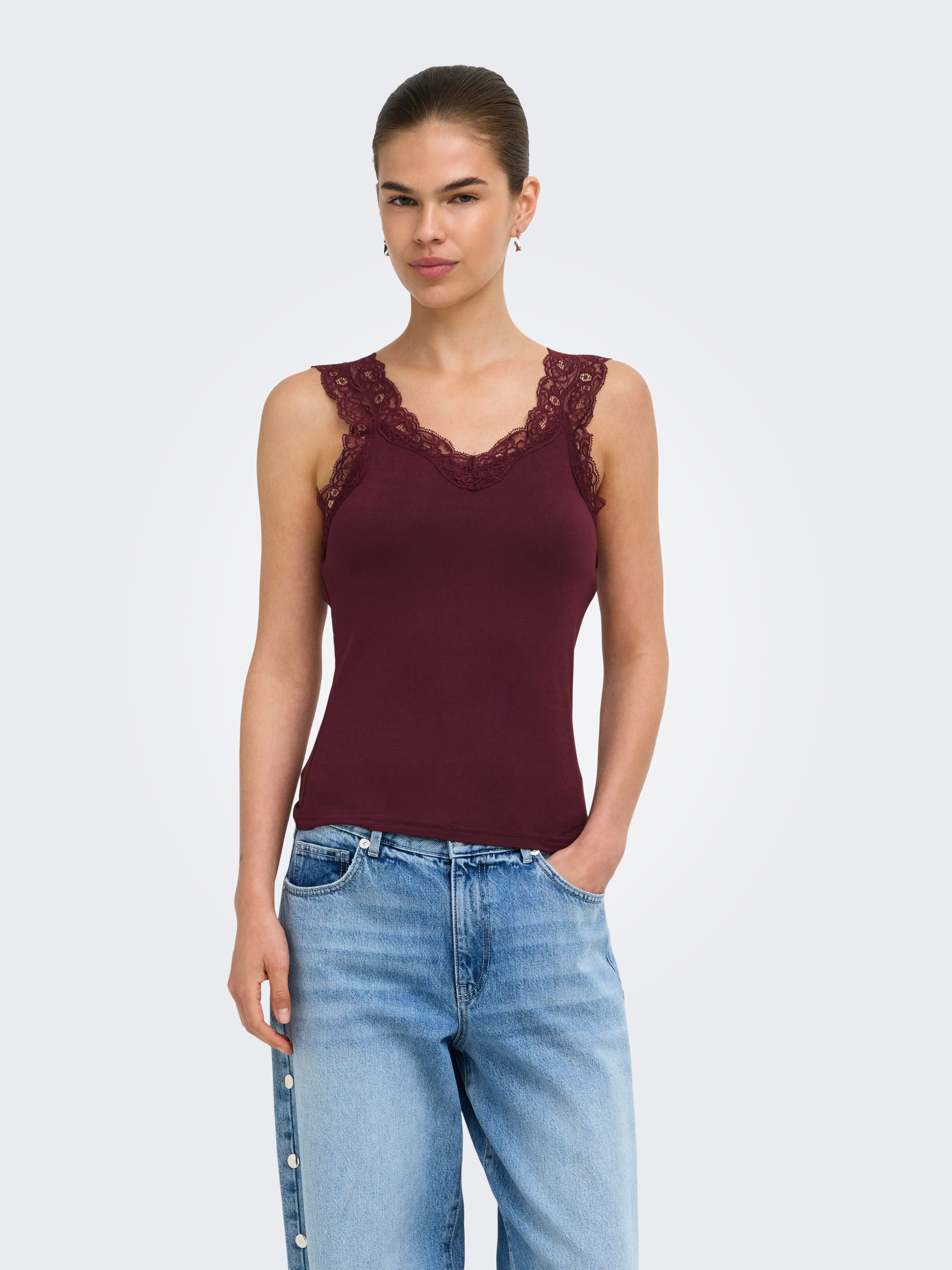 ONLY Spitzentop ONLLUNI TANK TOP WITH LACE DETAIL CS JRS Viskosemischung, regular fit