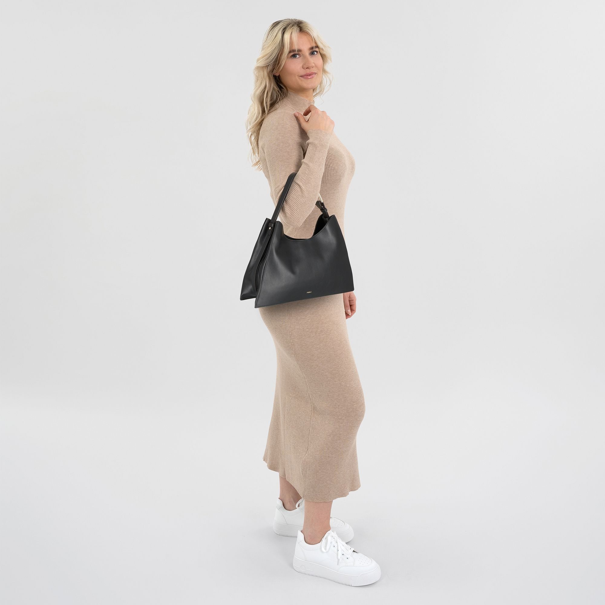 Furla Schultertasche Nuvola, Leder