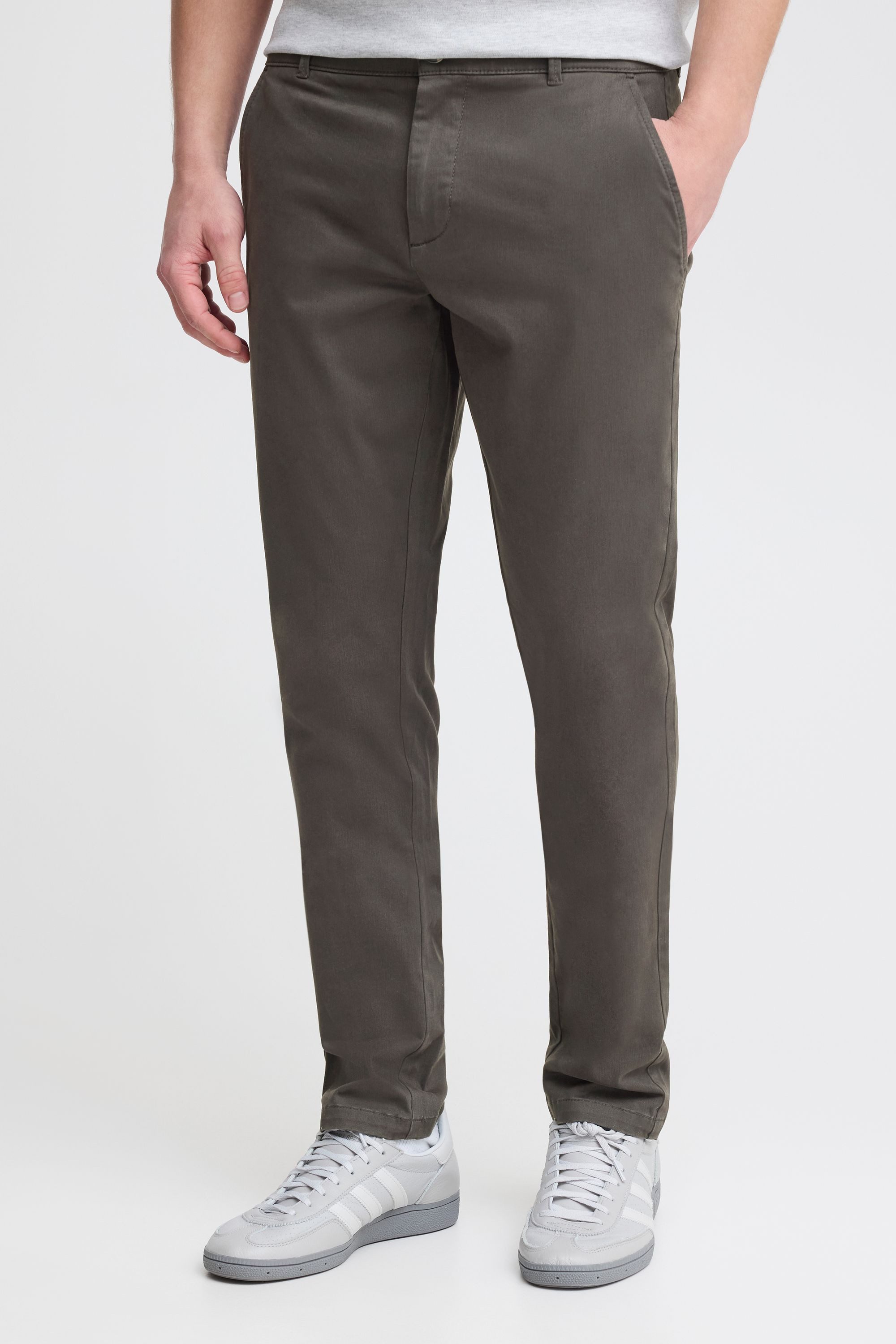 !Solid Chinohose SDRaul - Chino - 21300020ME Lange Hose im Chino-Stil günstig online kaufen