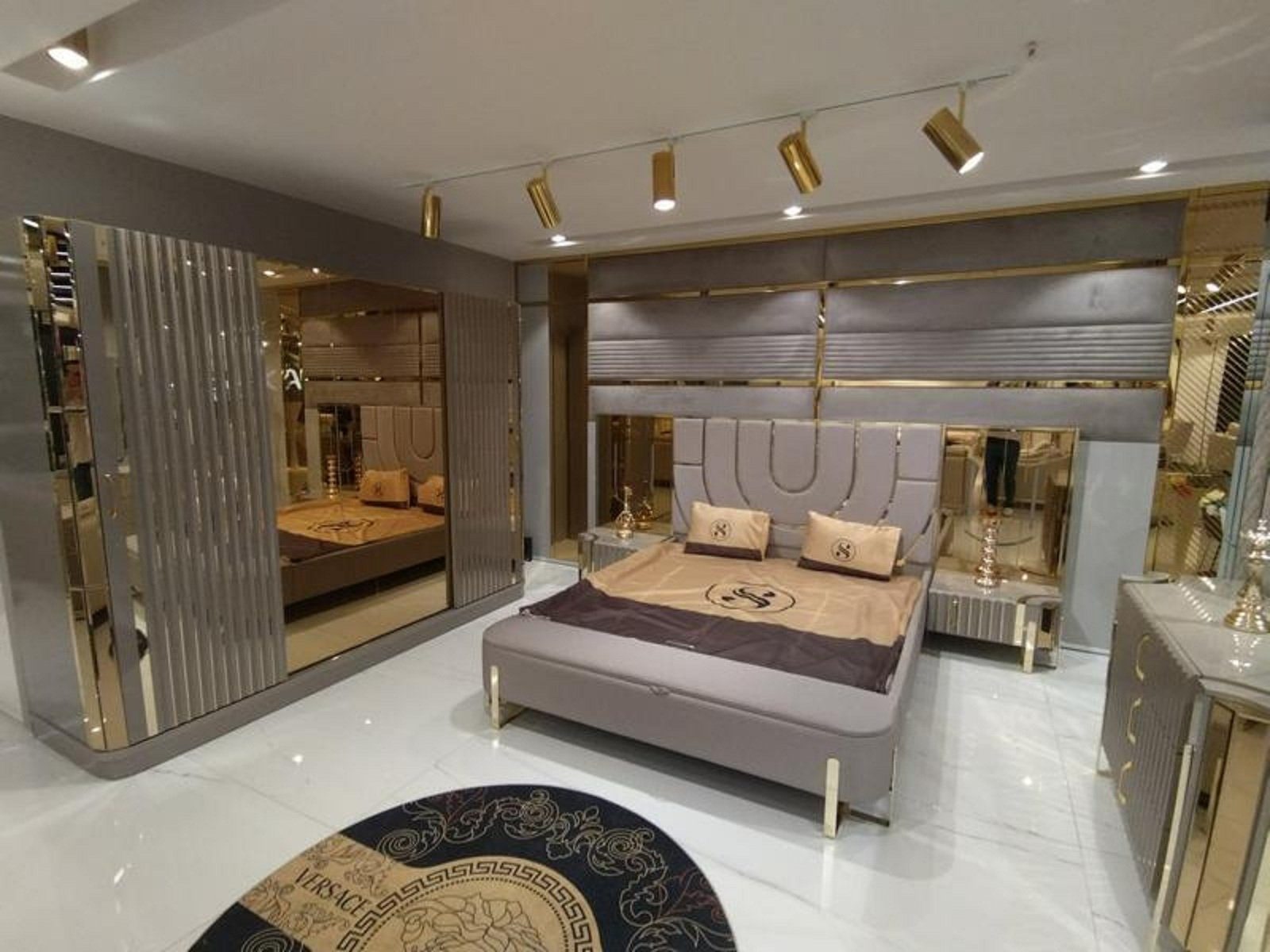JVmoebel Schlafzimmer-Set Schlafzimmer Nachttische Bett 2x Luxus Europa Set + Komplettes (4-St., Kleiderschrank, in Kleiderschrank), + 2x Bett Nachttisch Made