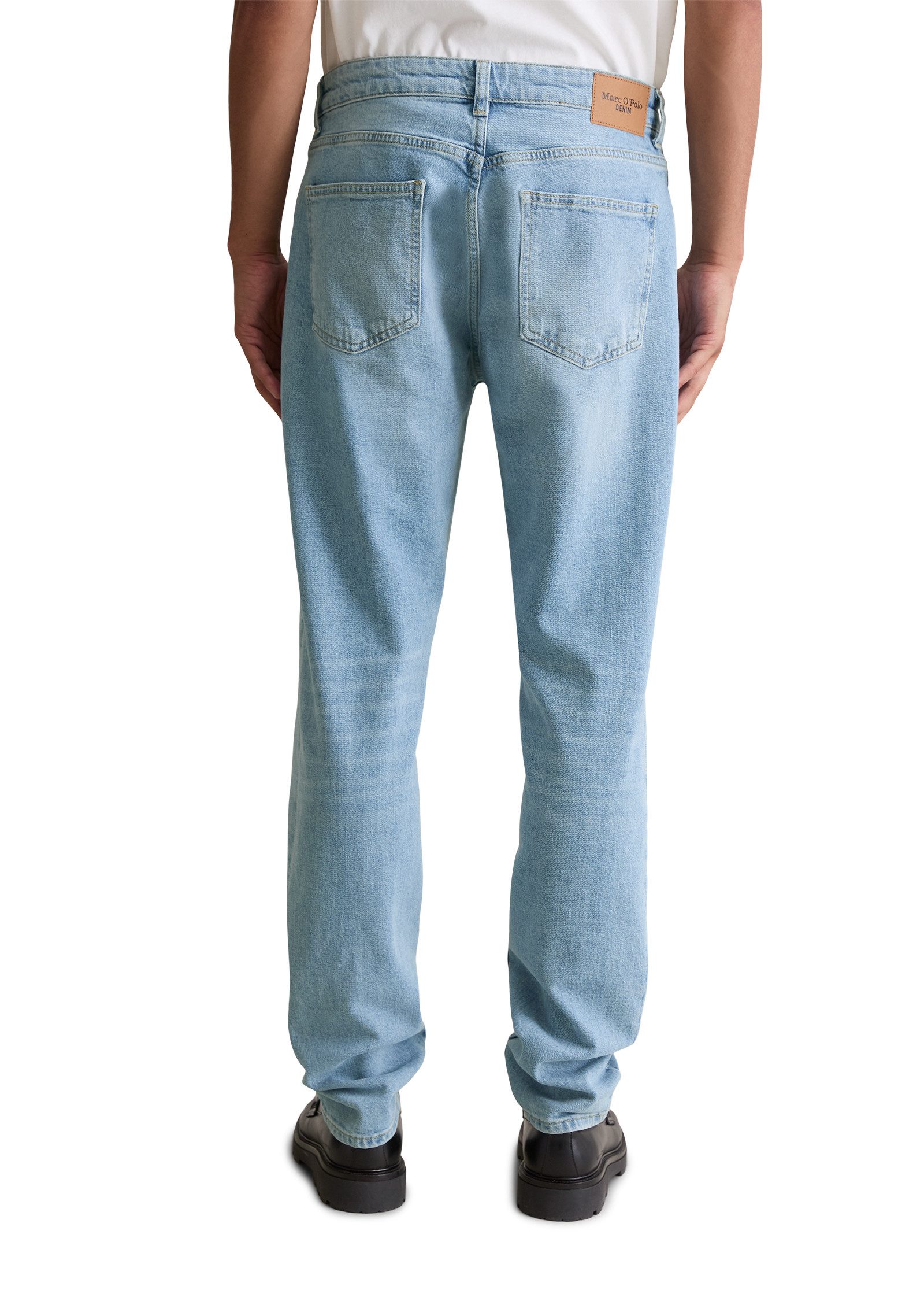 Marc O'Polo DENIM Tapered-fit-Jeans mit dezenter Waschung günstig online kaufen