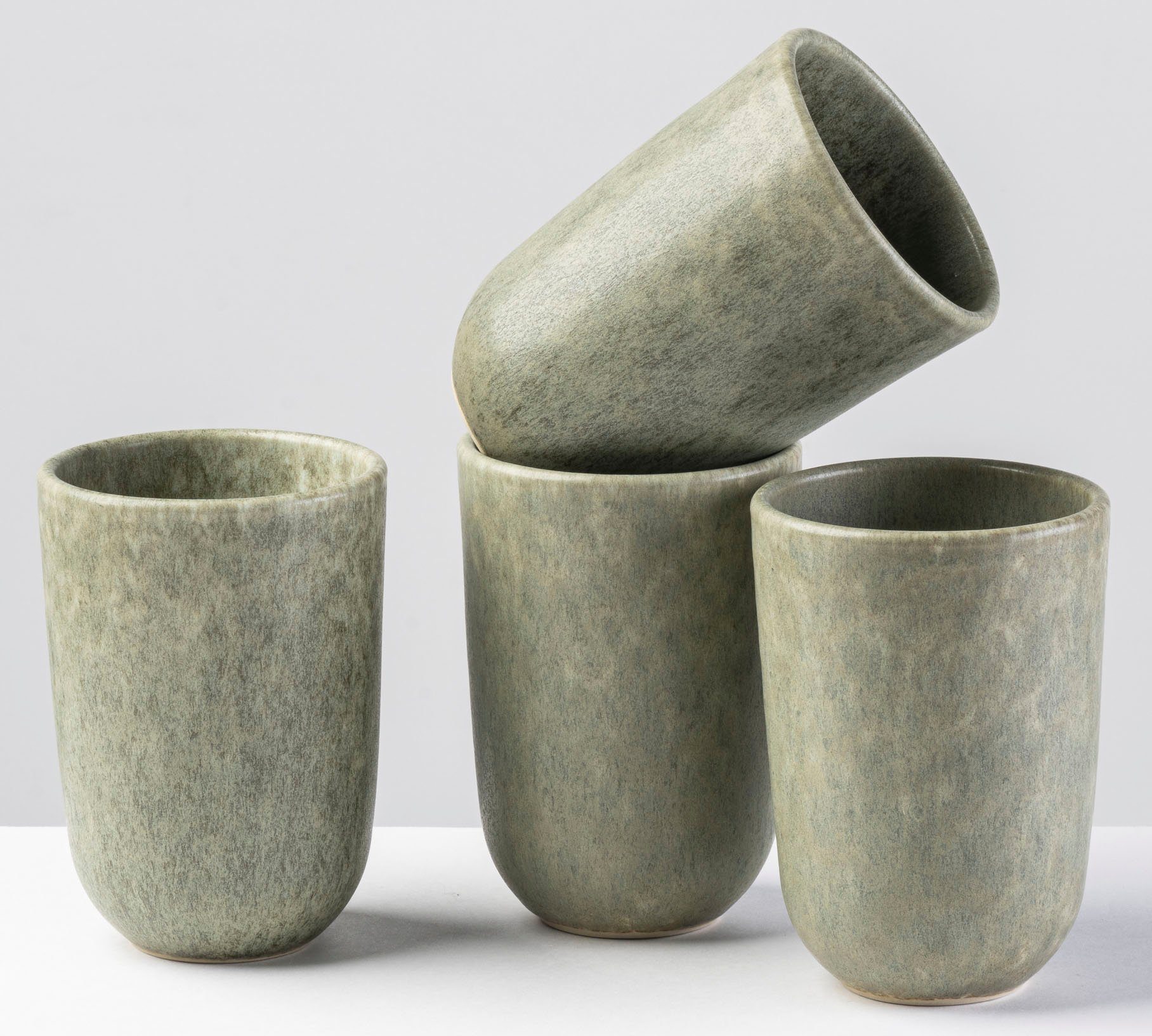 Gipfelstück Becher Moos'n'Stein, 4-tlg., Steinzeug, Scandi-Style, Reaktivglasur, jedes Stück ein Unikat, 4-teilig