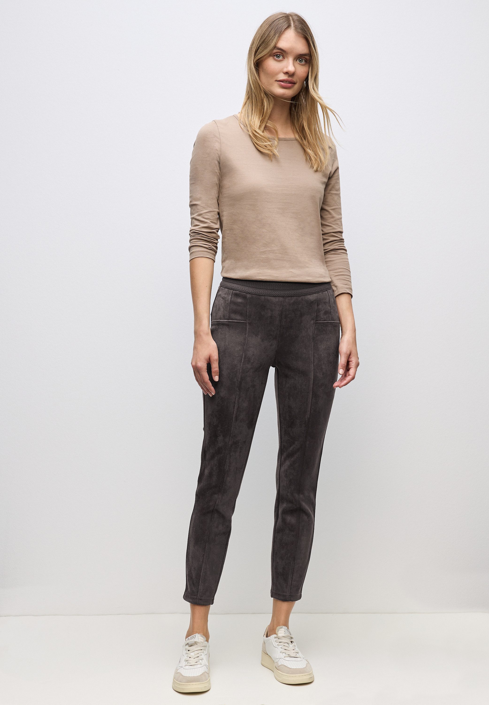 STREET ONE Stoffhose aus Velour – Bild 4 von 5