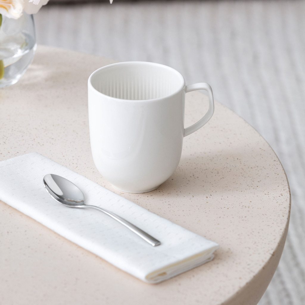 Villeroy & Boch Tasse Afina Henkelbecher 300 ml, 1-tlg., Porzellan, Premium Porcelain, mikrow.- & spülm.sicher, Made in Germany