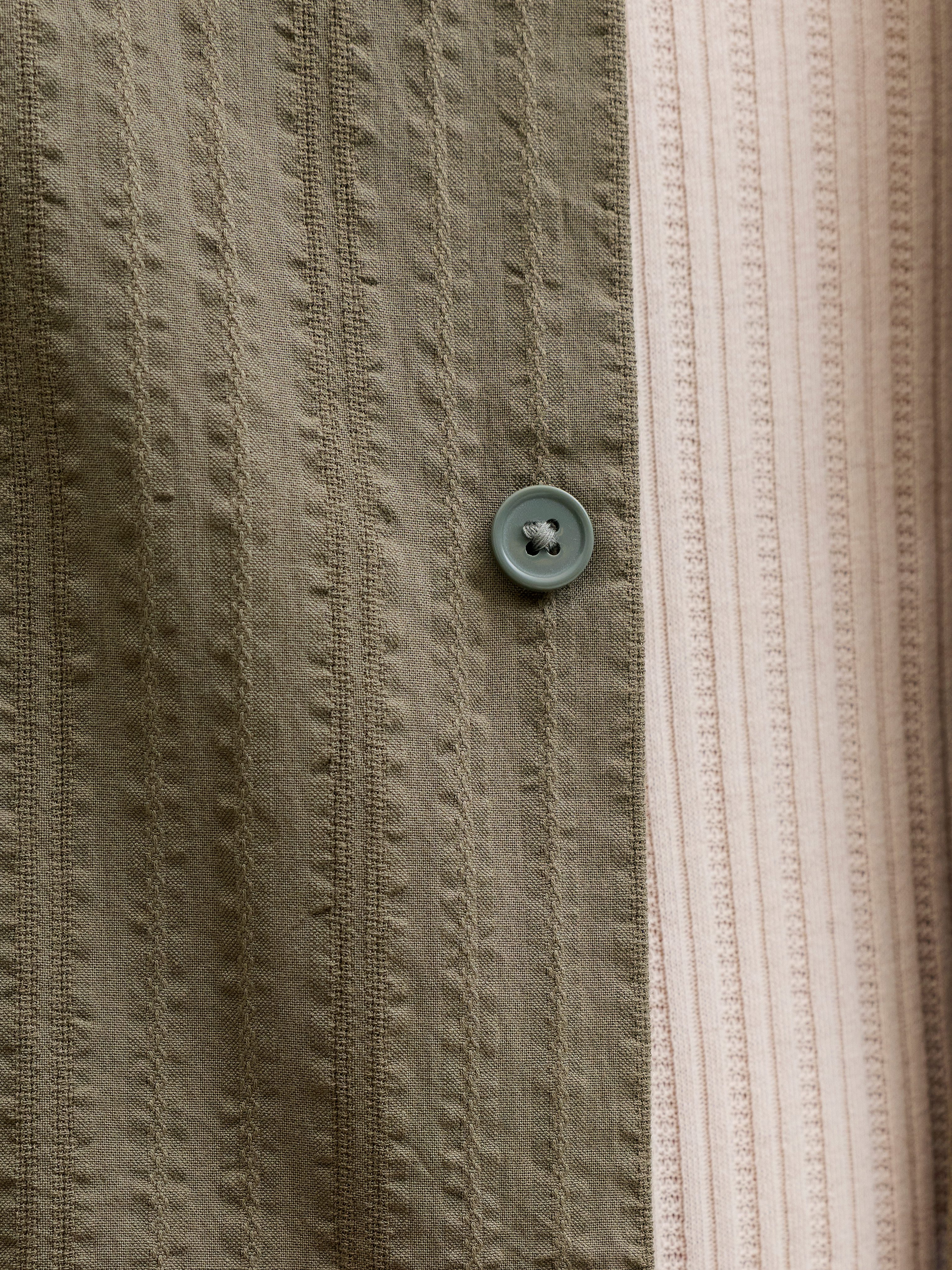 Jack & Jones Kurzarmhemd JJETYSON RESORT SHIRT SS SN mit Resort-Kragen – Bild 4 von 5