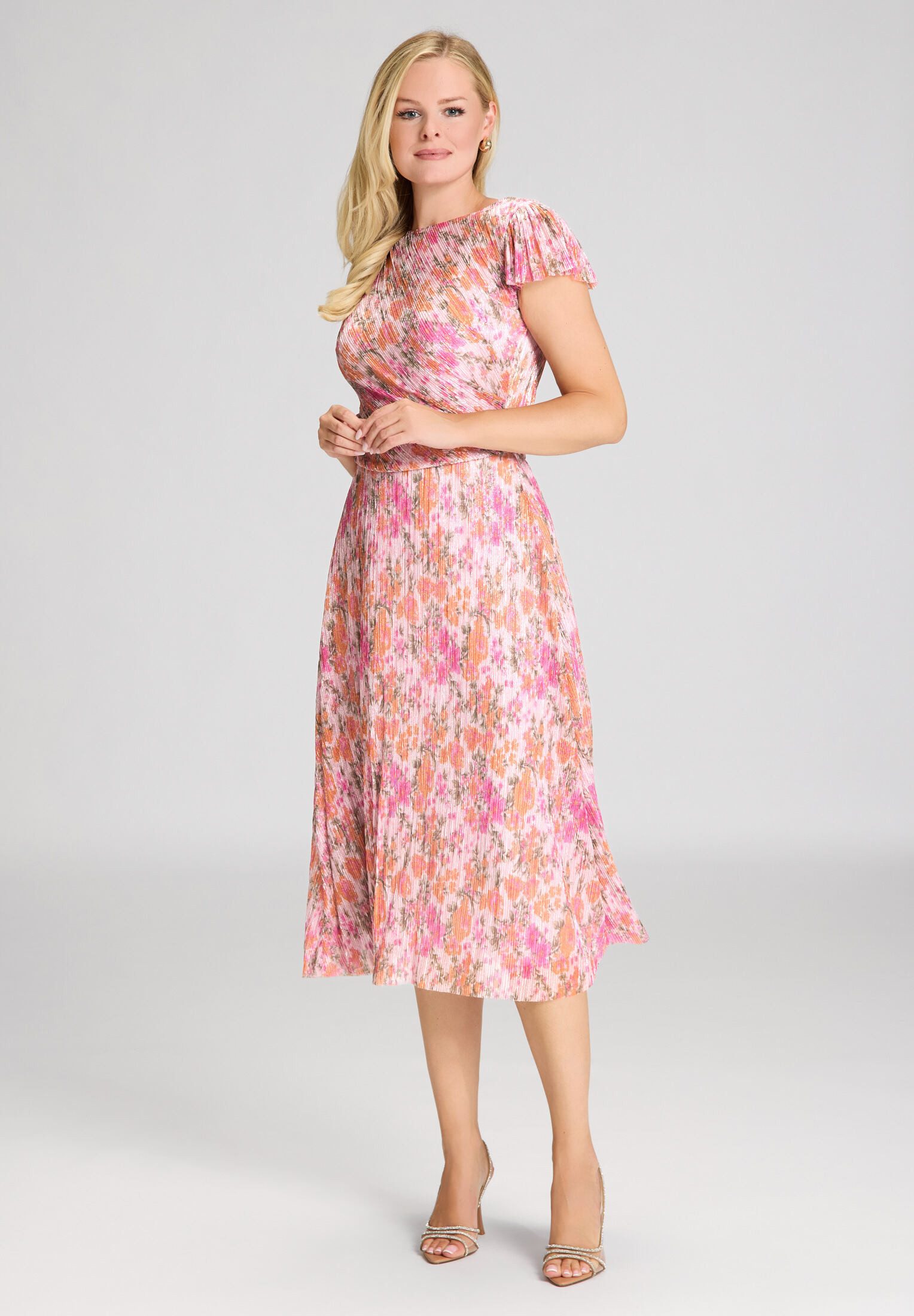 SWING Cocktailkleid Taillierter Schnitt mit fließendem Rockteil günstig online kaufen