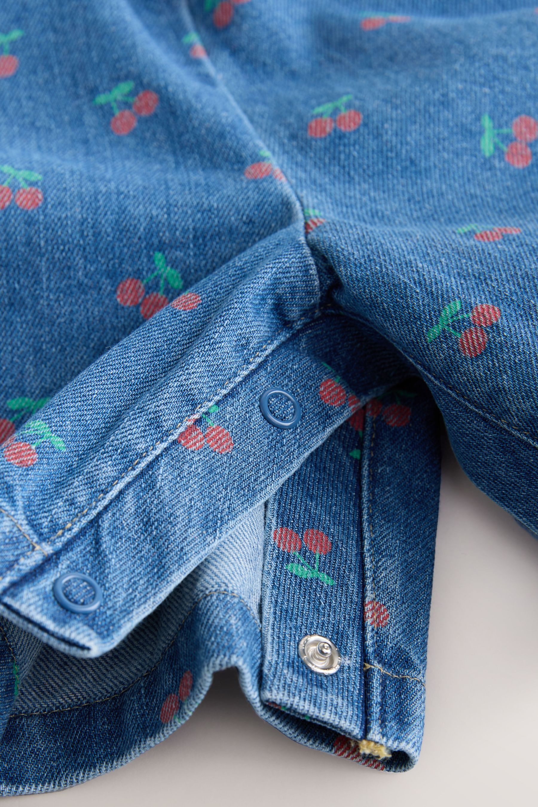 Next Playsuit Denim-Playsuit mit Kirschstickerei und T-Shirt (2-tlg)