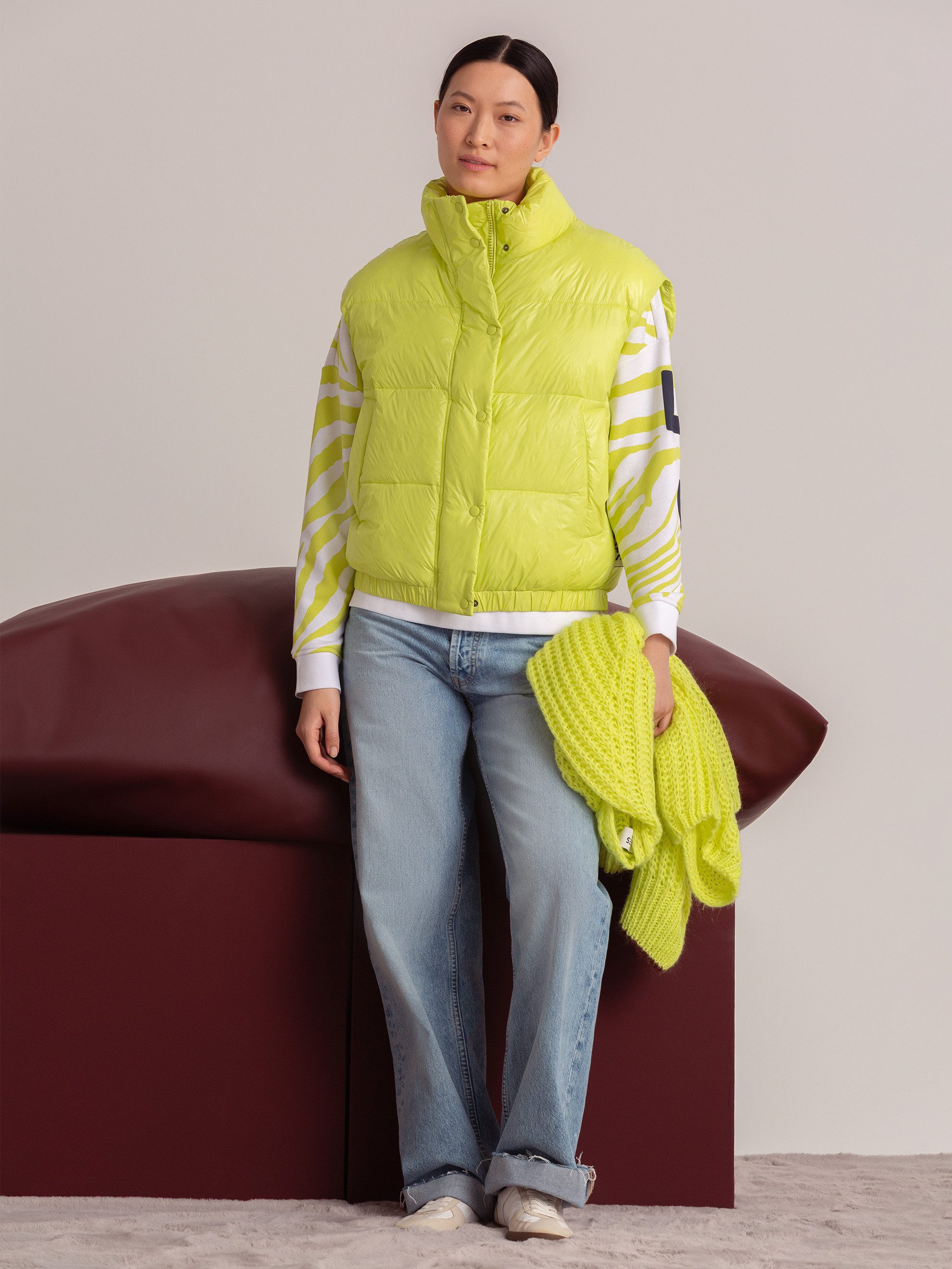 SENSES.THE LABEL Steppweste mit Fleece gefütterte Eingrifftaschen – Bild 4 von 5