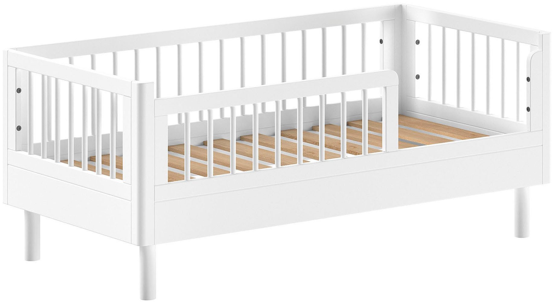 Vipack Kinderbett Forrest Juniorbett 70/140 cm, mit Sprossen, Buche massiv (B/H/T ca.: 144x60x74 cm, mit Lattenrost, weiß lackiert), vorne mit Absturzschutz u. niedriger Betteinstieg