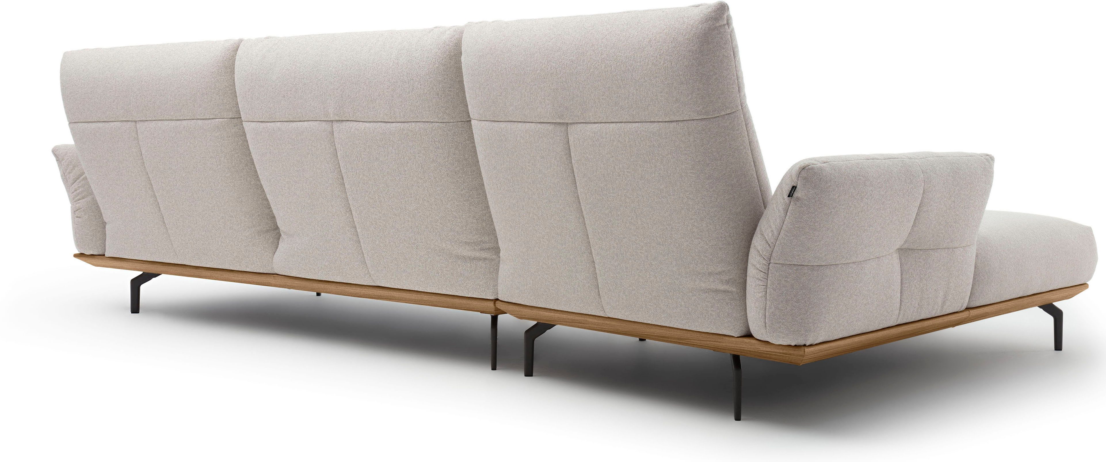 Creation BY ROLF BENZ Ecksofa CR.460 Designsofa mit erstklassigem Sitzkomfort, Sockel in Nussbaum, Winkelfüße in Umbragrau, Breite 338 cm