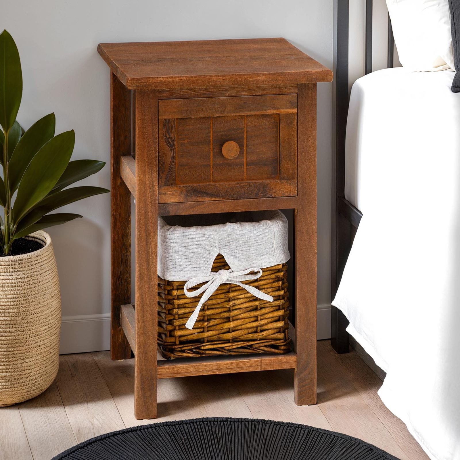 CARO-Möbel Nachttisch MESSINA, kleine Nachtkommode mit Schublade und Korb, günstig online kaufen