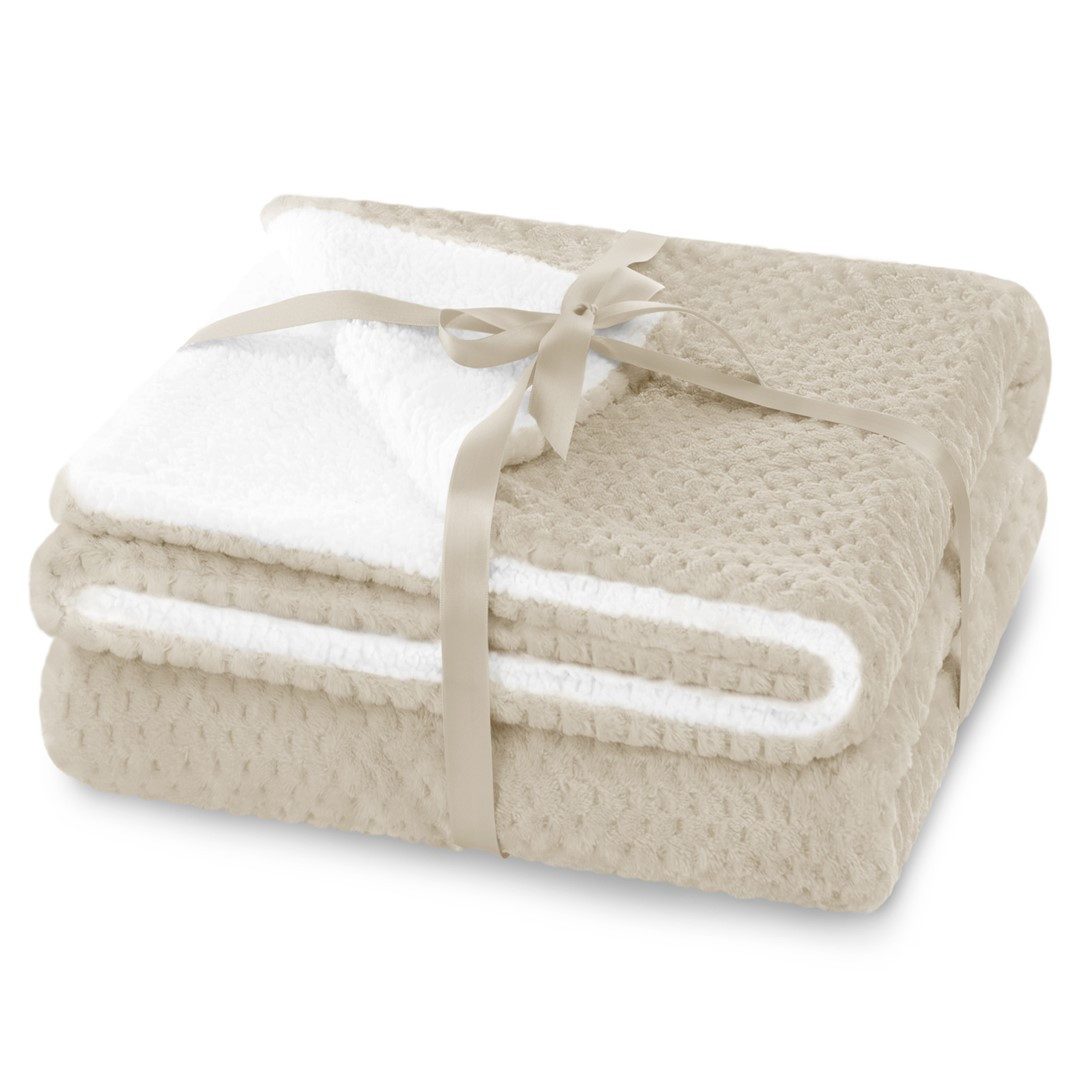 Wohndecke Kuscheldecke zarte Steppung Lammfelloptik, texpot günstig online kaufen