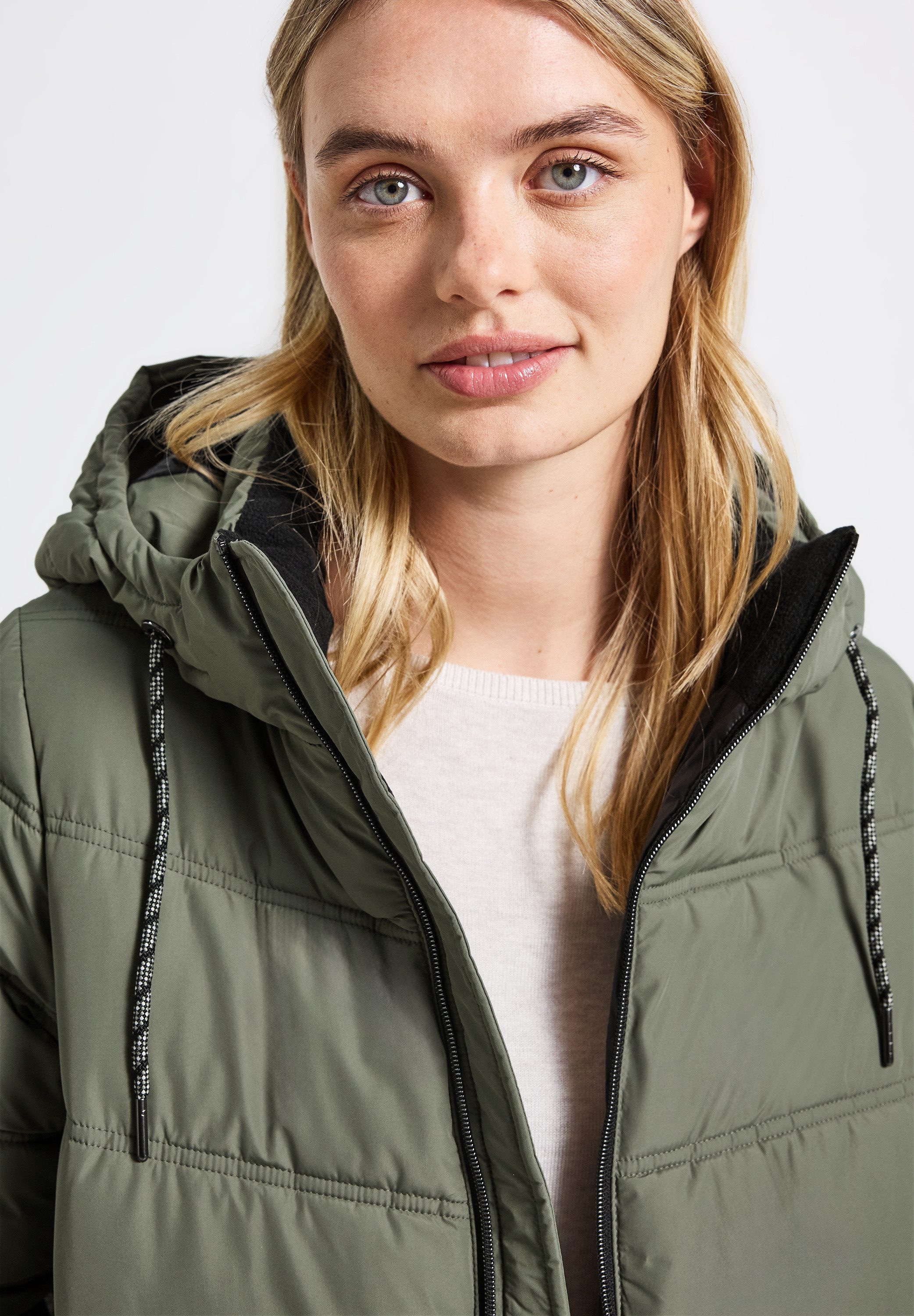 STREET ONE Steppjacke lange Winterjacke, mit Kapuze günstig online kaufen