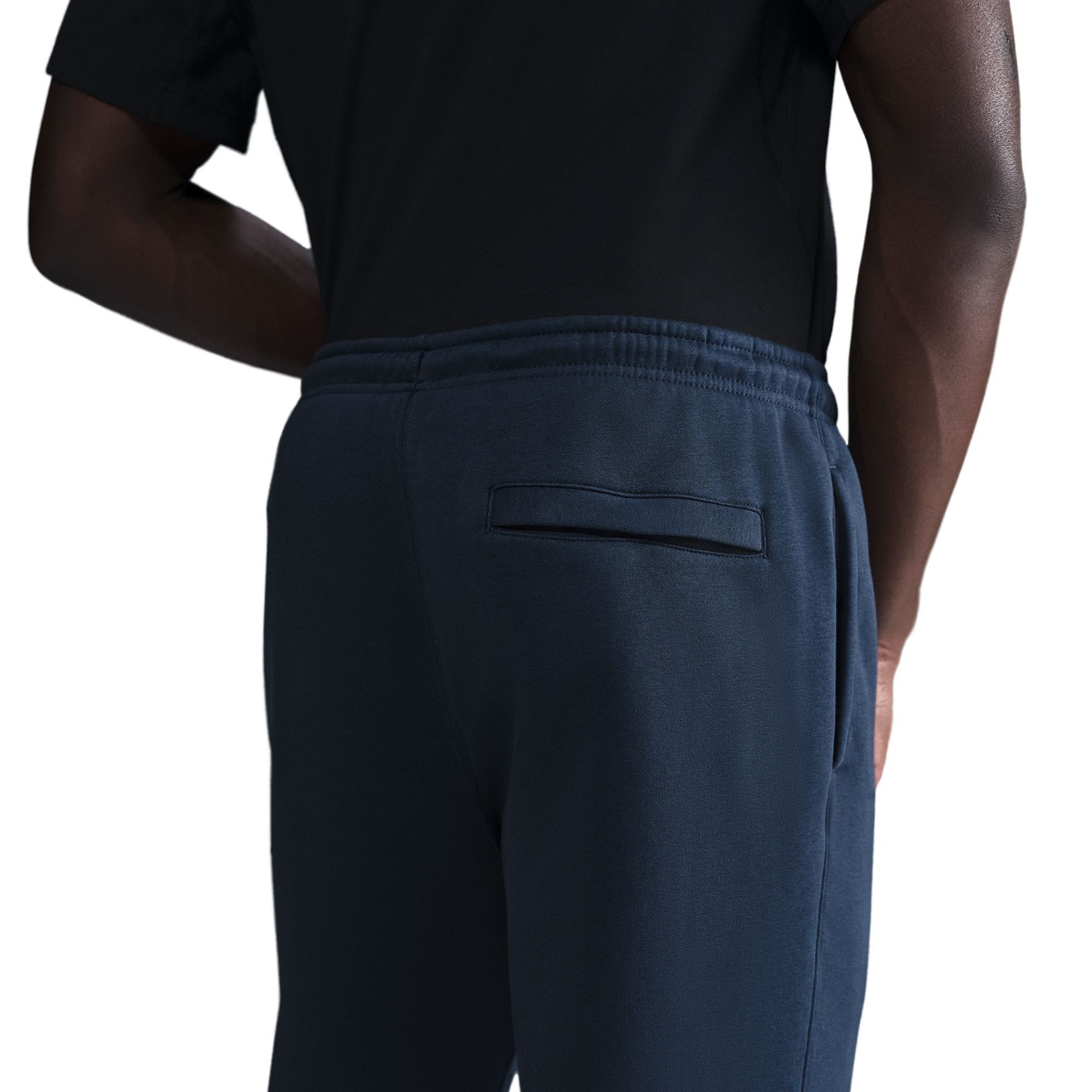 Nike Sportswear Sporthose M NK CLUB BB OH PANT mit Eingrifftaschen und Gesäßtasche, aus Baumwollmischung