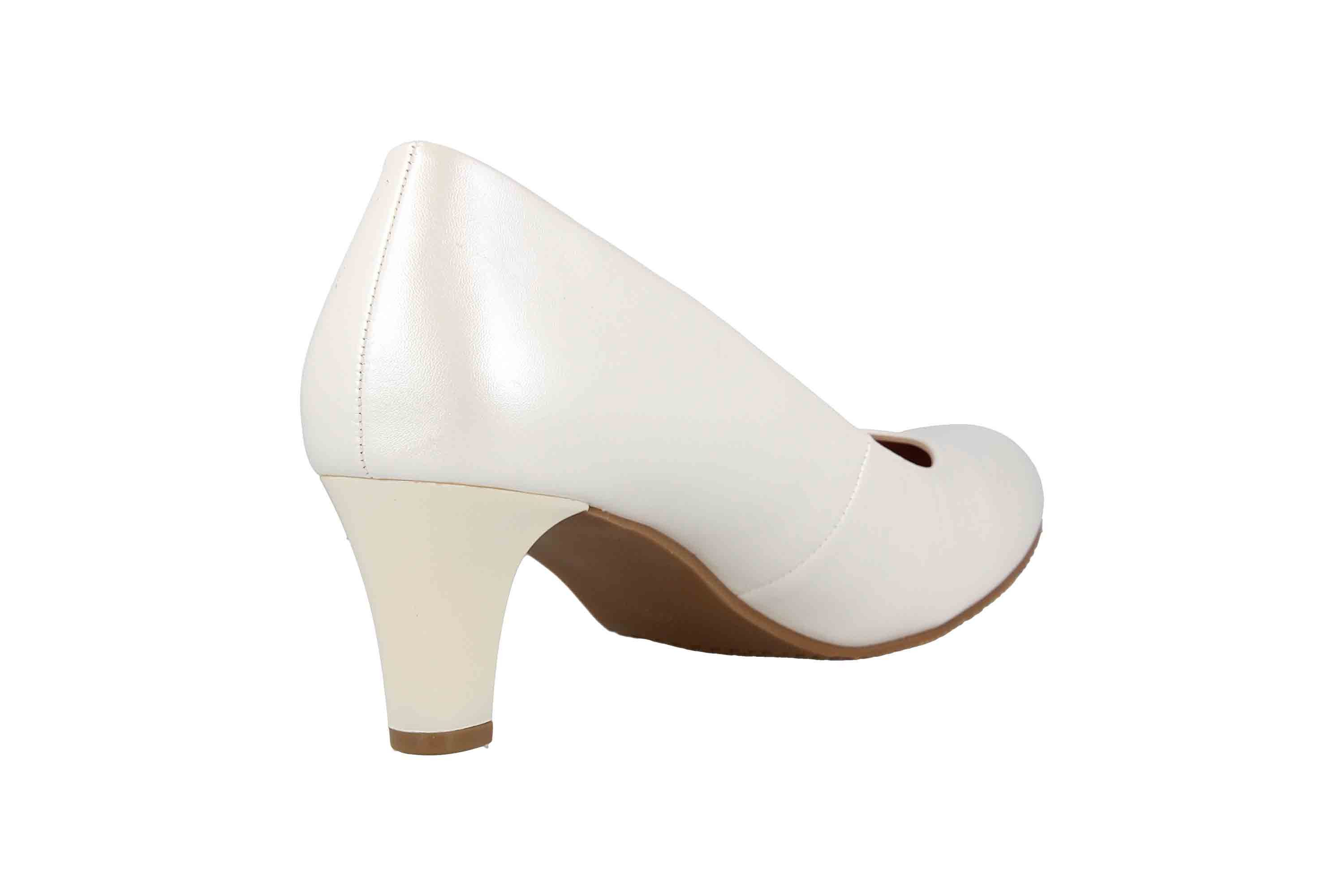 LadyPepp 2GY0211501 White Metallic PU Pumps