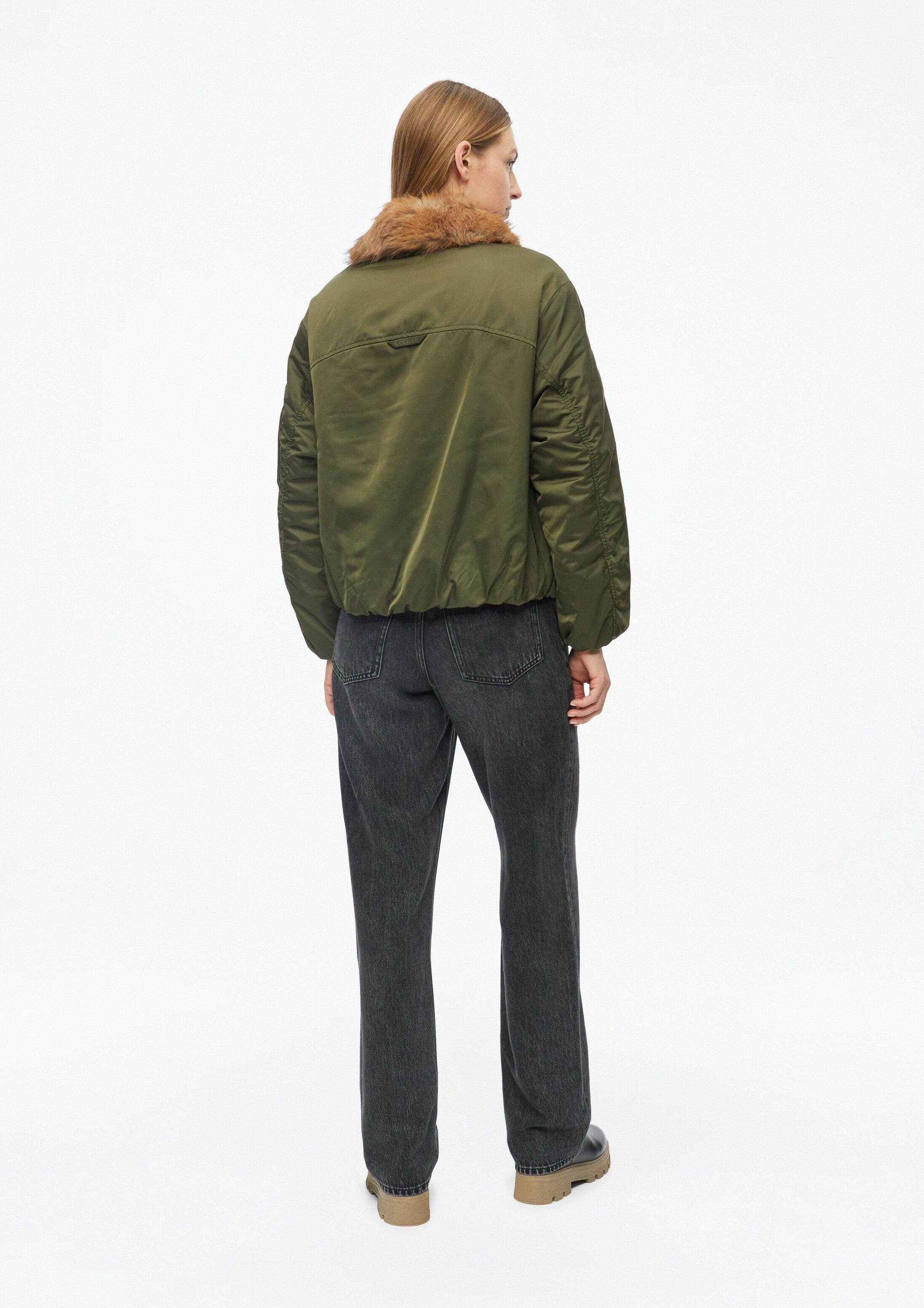 s.Oliver Funktionsjacke Outdoor-Jacke s.Oliver x Heidi Klum: Blouson mit abnehmbarem Fake-Fur-Kragen – Bild 2 von 5
