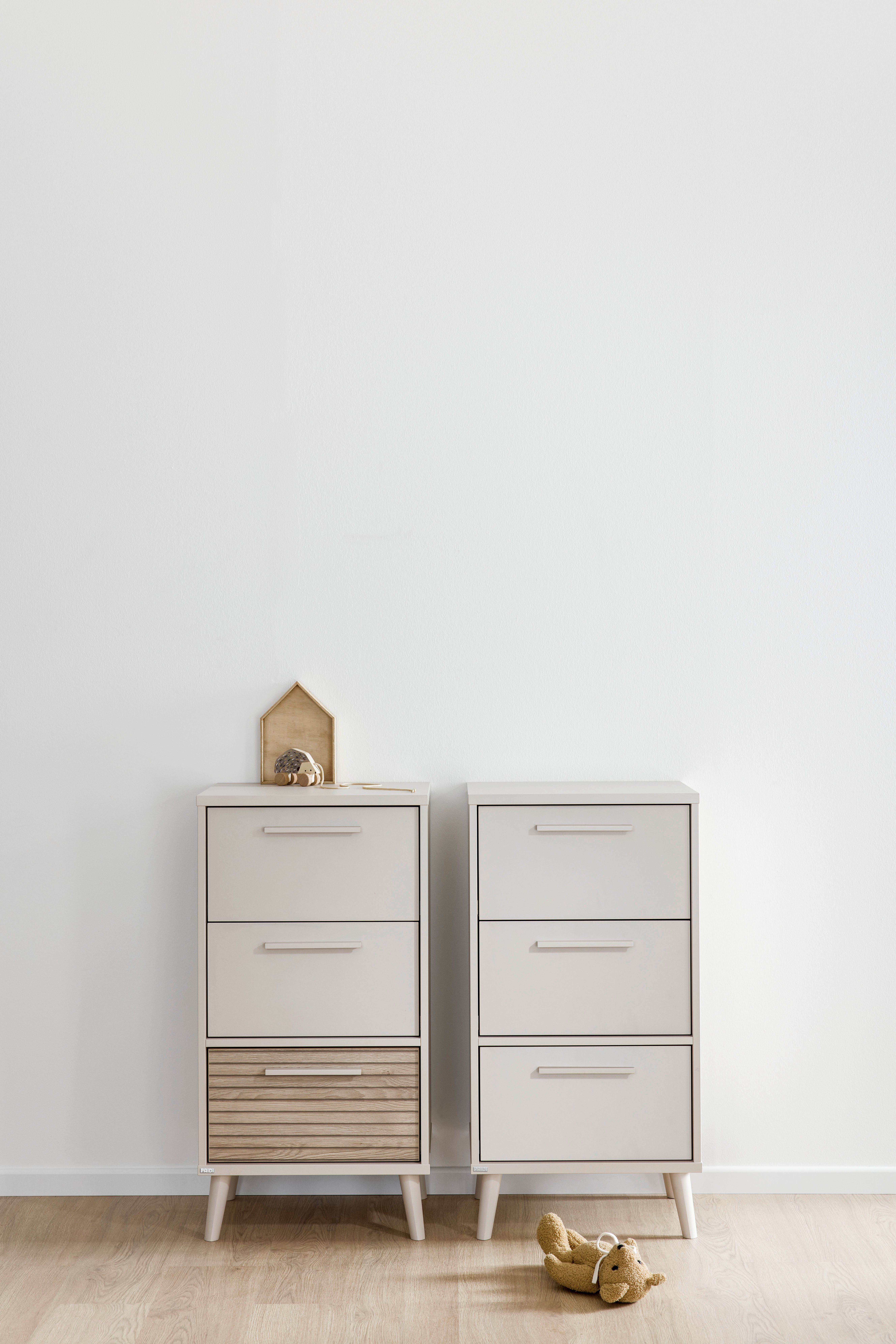 PAIDI Highboard EEFJE in Beige, 3 Schubladen mit Soft-Close, verschiedene Ausführungen (B/H/T ca. 48/93/41cm), modernes und langlebiges Regal aus Holz, geprüfte Qualität, Kommode