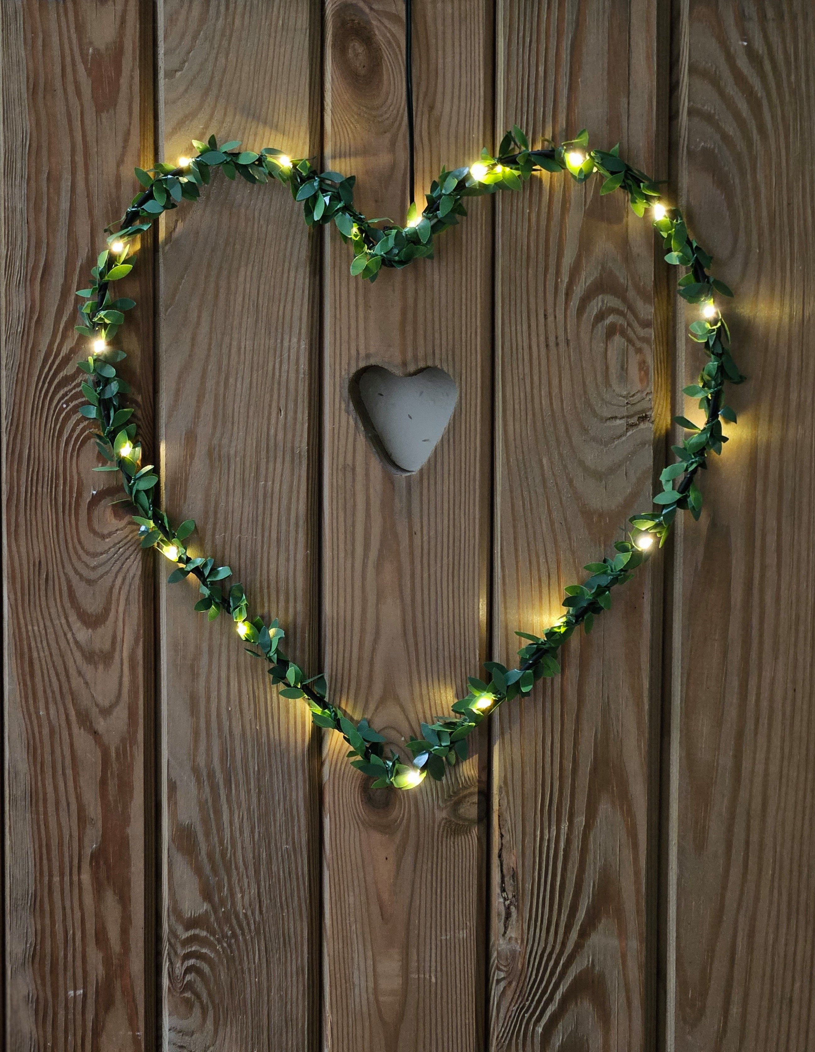 Meinposten Fensterdekoration Herz Stern LED Silhouette Warmweiß Weihnachtsb günstig online kaufen