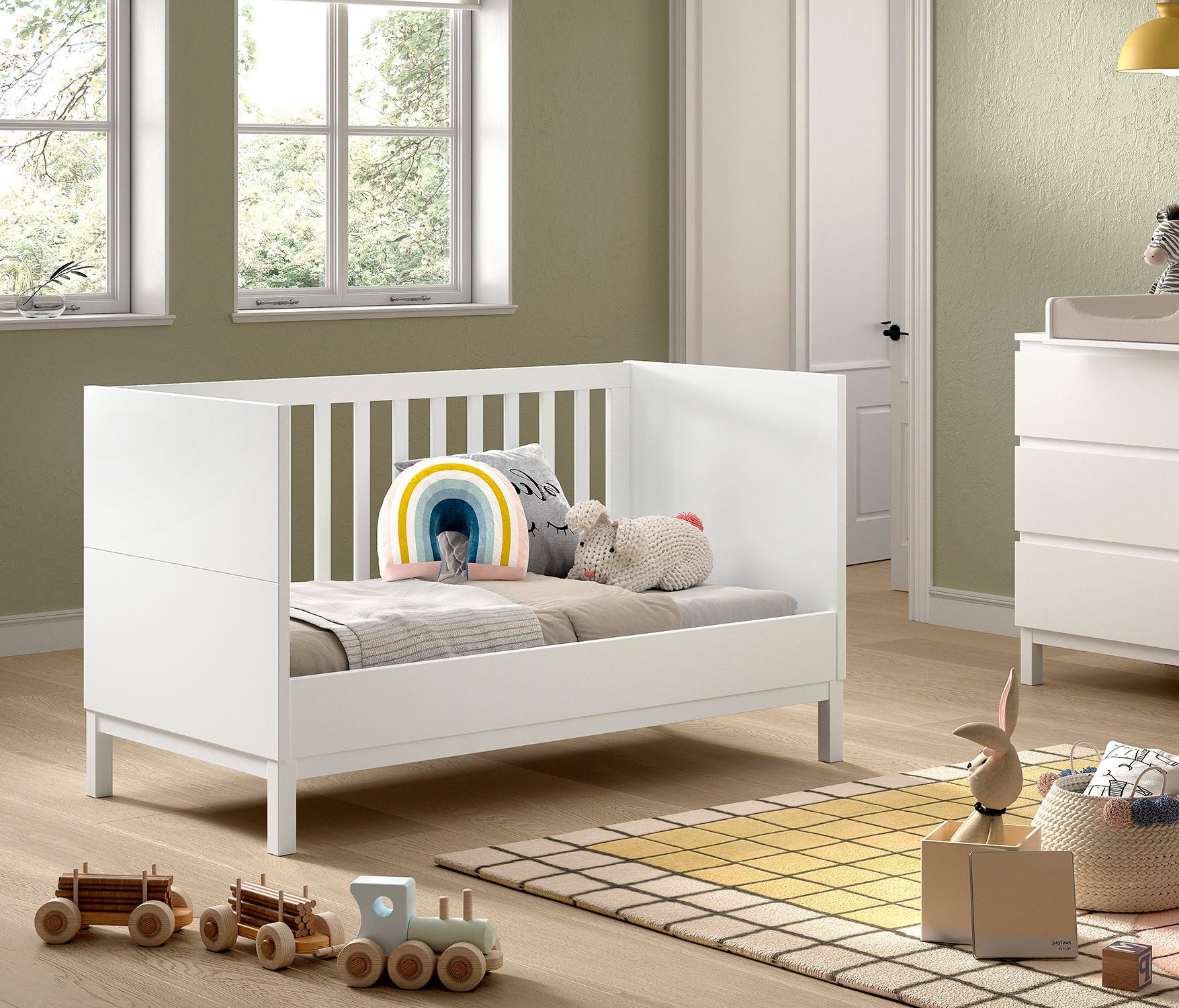 Vipack Babybett in gradlinigem Design, standfest gebaut, pflegeleichte Oberfläche, 70x140 cm mit 3 Schlupfsprossen, umbaubar zum Juniorbett weiß lackiert