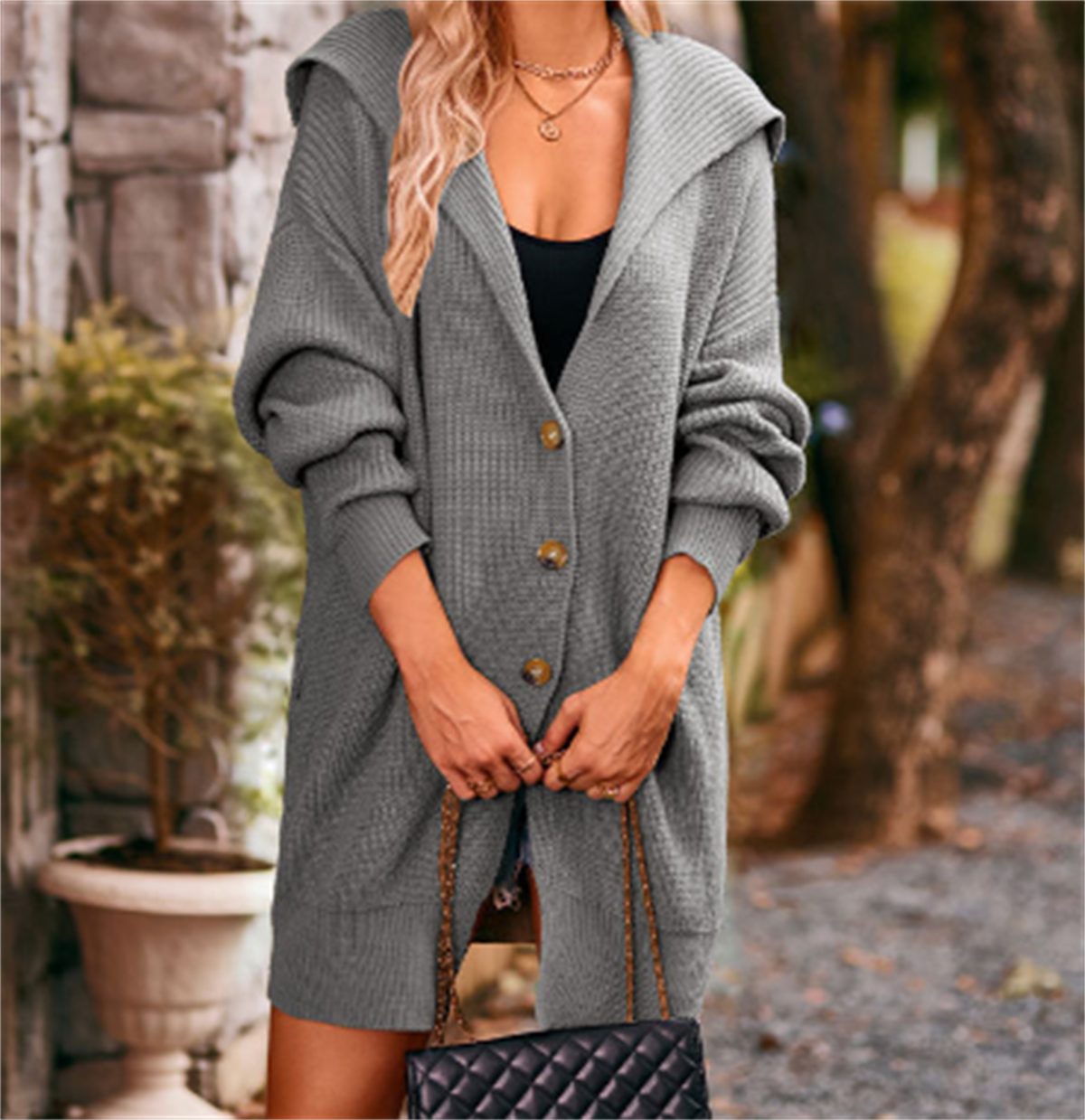 carefully selected Cardigan Mittellanger Damen-Cardigan mit Reverstasche und drei Knöpfen Grau | 