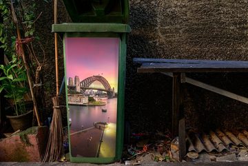 MuchoWow Wandsticker Sonnenaufgang hinter der Sydney Harbour Bridge in Australien (1 St), Mülleimer-aufkleber, Mülltonne, Sticker, Container, Abfalbehälter