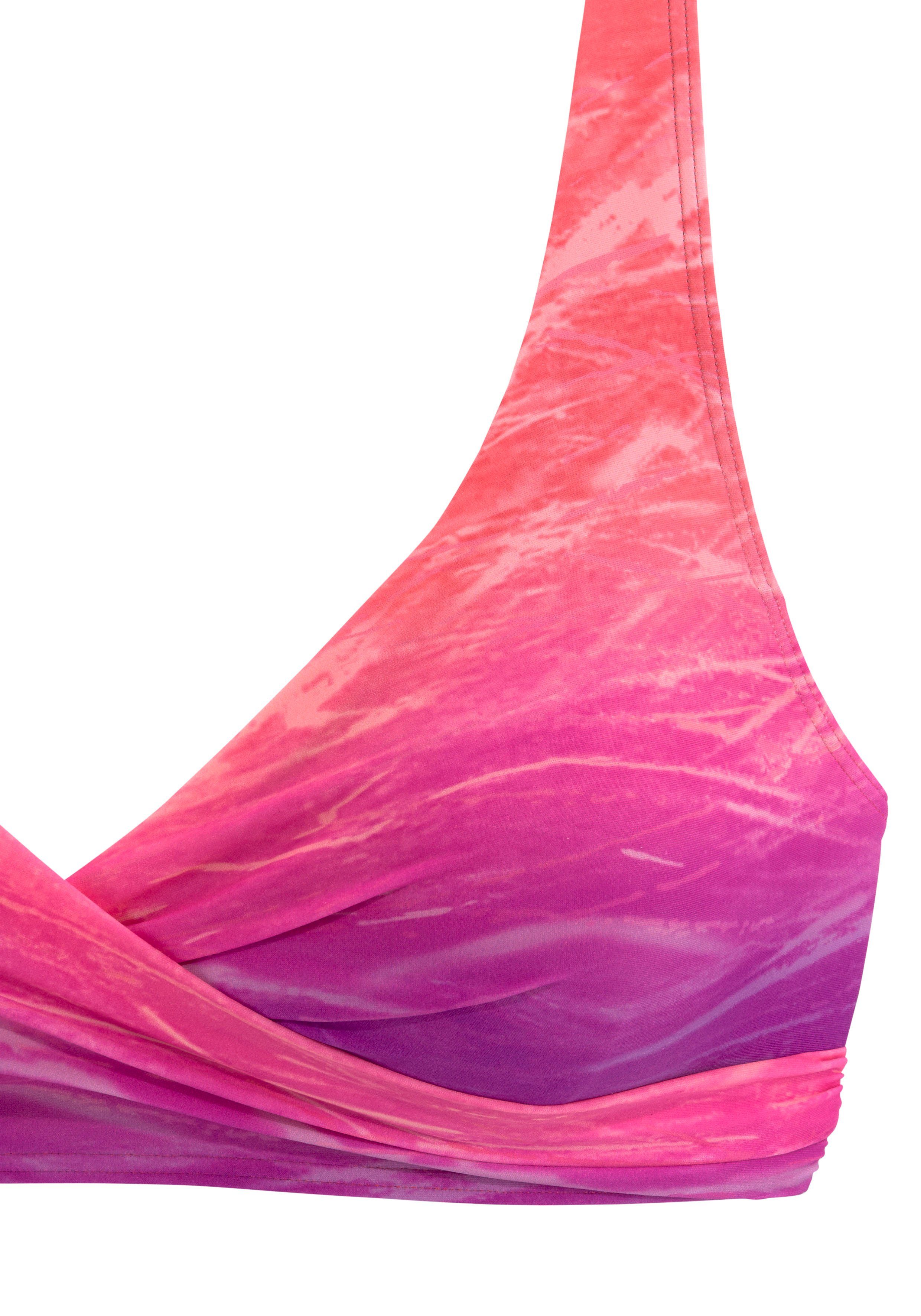 LASCANA Triangel-Bikini mit Farbverlauf