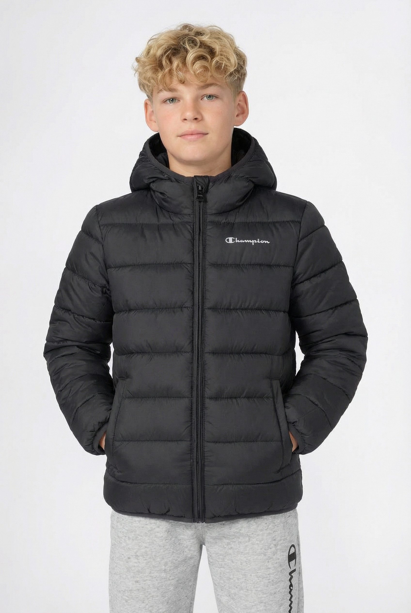Champion Steppjacke SPORTWEAR JACKET Standard Fit (1-St) mit verstellbarer Kapuze, aus Polyester, anliegende Passform