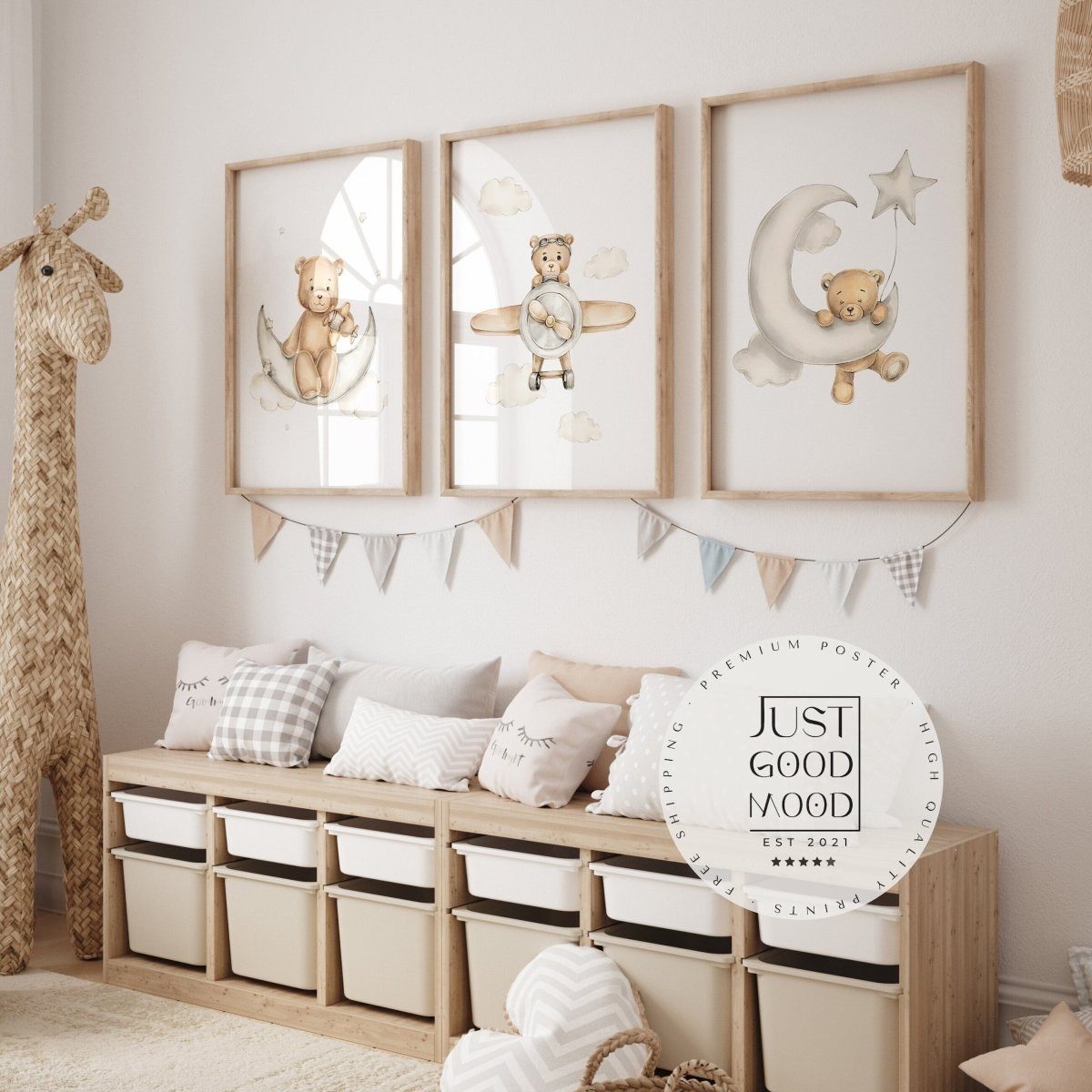 JUSTGOODMOOD Poster Kinderzimmer Bilder Geschenkidee für Kinder Teddy Bären Flugzeug Pilot, B (1 St)