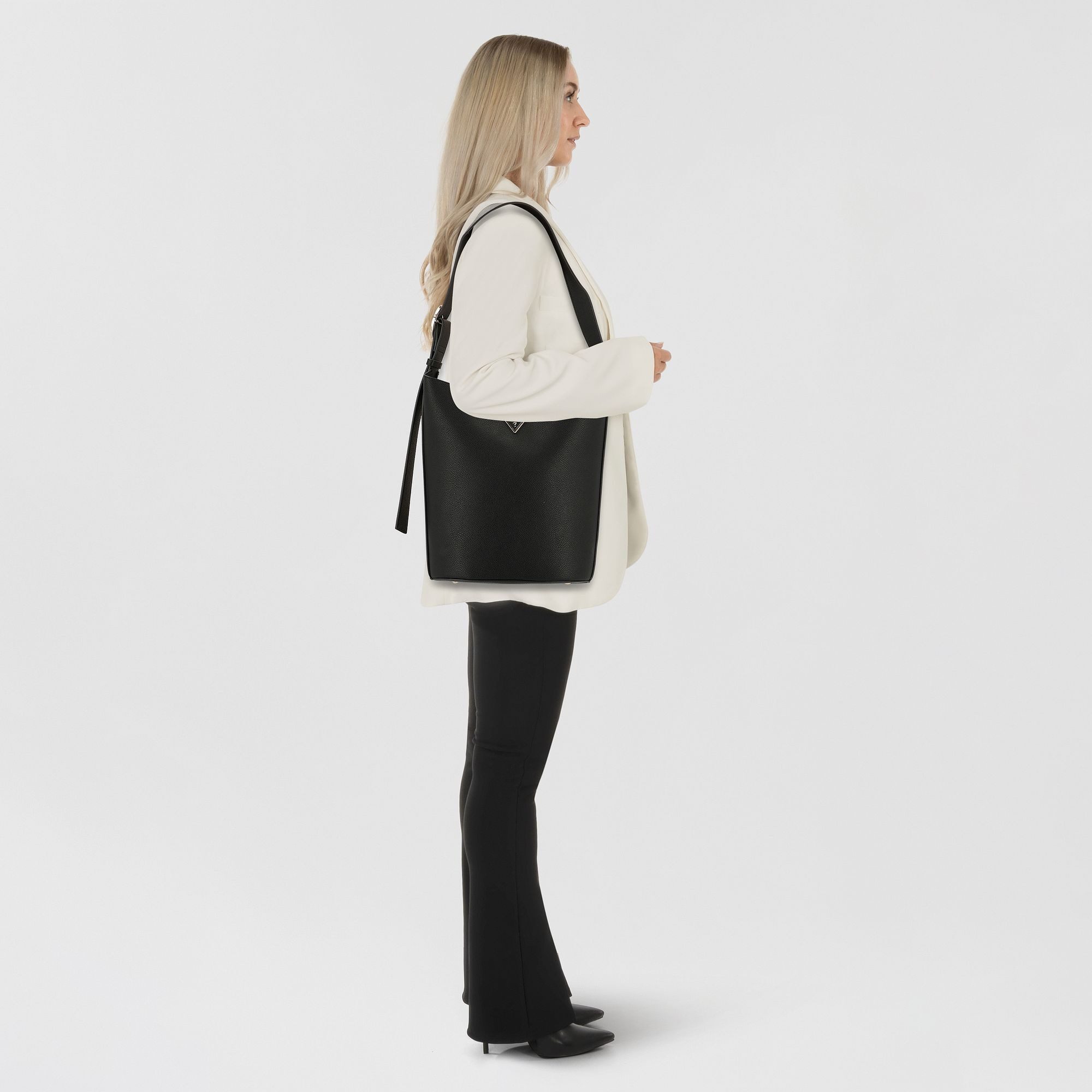 Guess Schultertasche Meridian II, Polyurethan