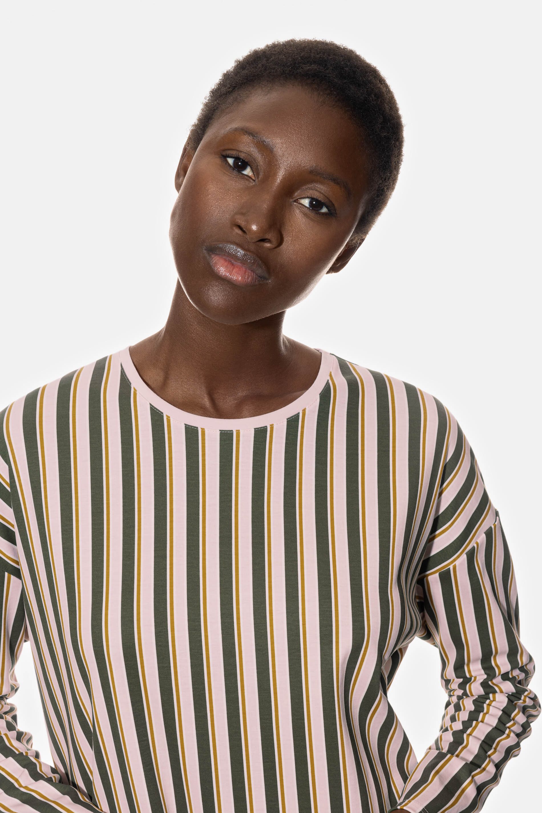 Mey Nachthemd Mey female Nachthemd Serie Vivid Stripes (1-tlg)