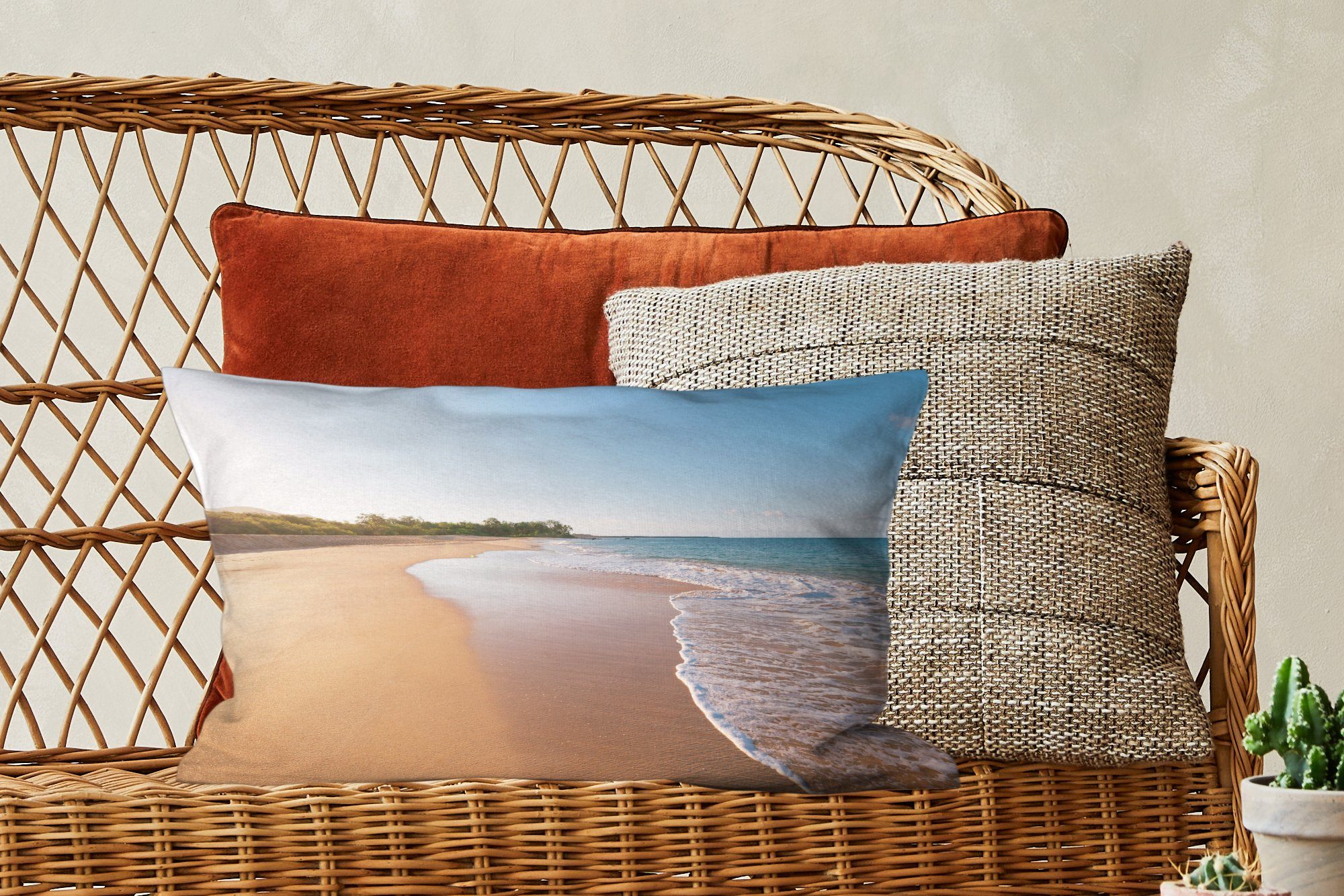 Schlafzimmer Dekokissen MuchoWow Wohzimmer - Dekokissen Zierkissen, Himmel, Strand Füllung, - Dekoration, mit Sand