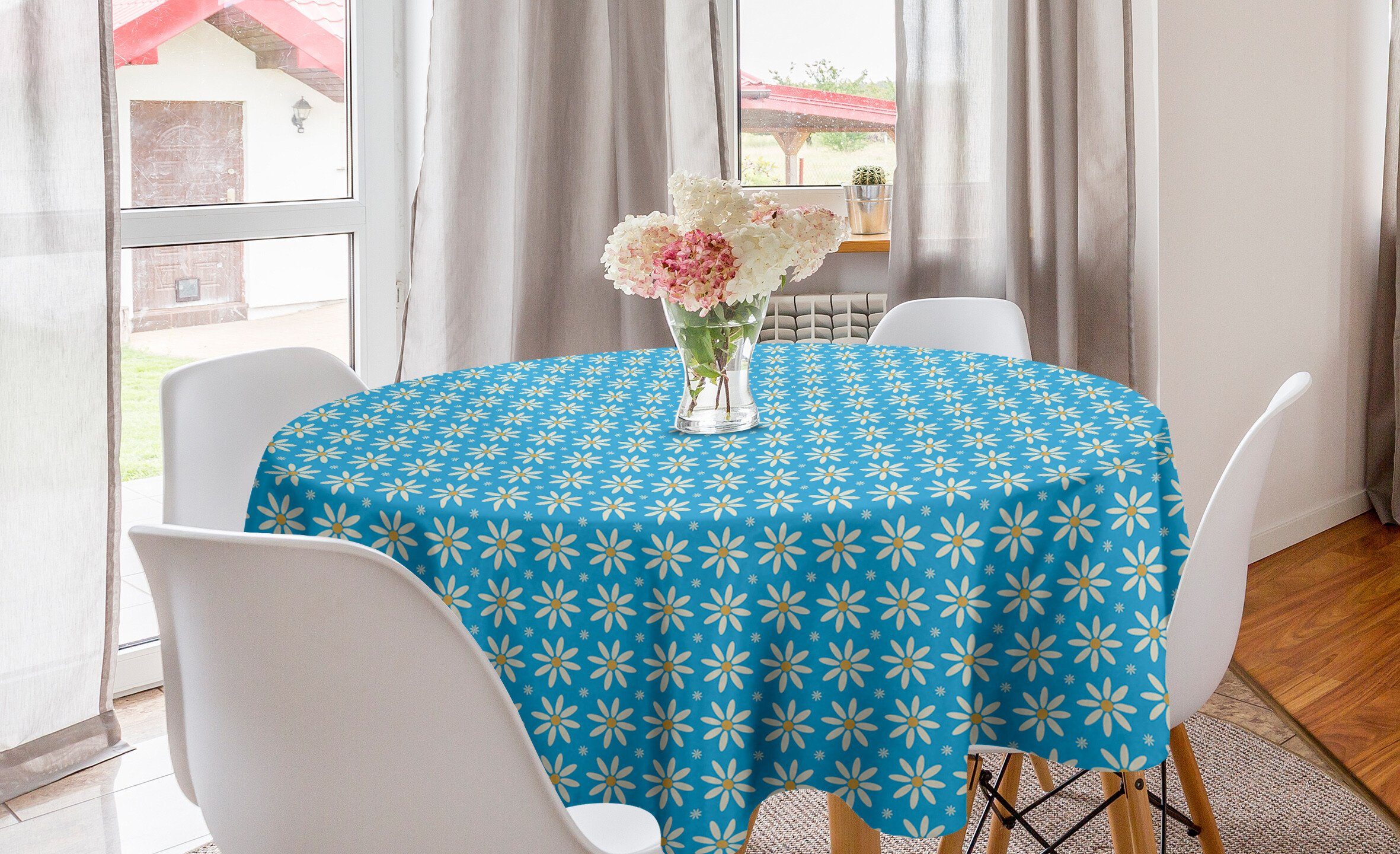 Abakuhaus Tischdecke Kreis Tischdecke Abdeckung für Esszimmer Küche Dekoration, Frühling Blühende Gänseblümchen auf Blau | Tischdecken
