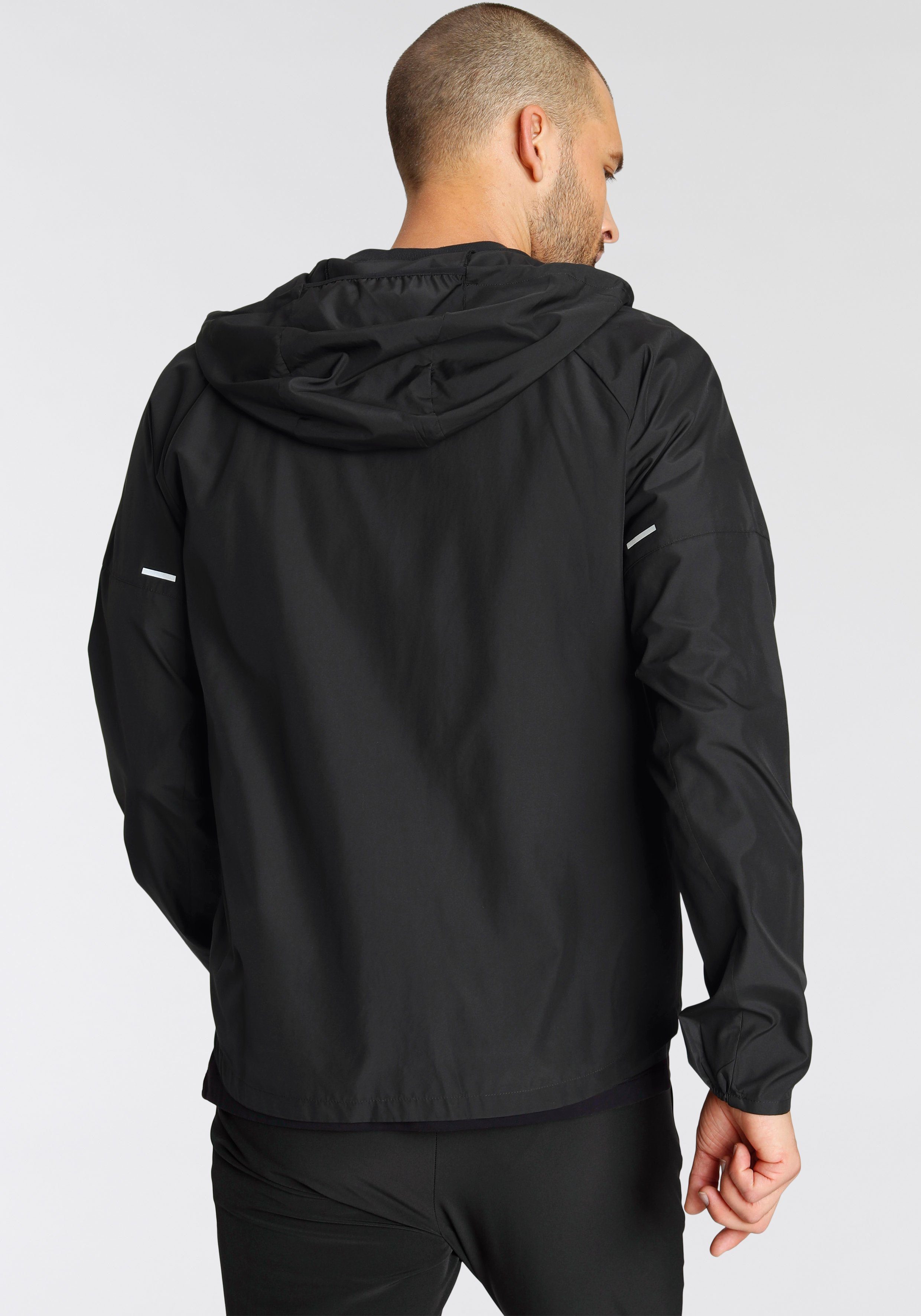 Nike Laufjacke Repel Miler Men's Running Jacket mit Kapuze, wasserabweisend, verstaubares Design, für nasses Wetter