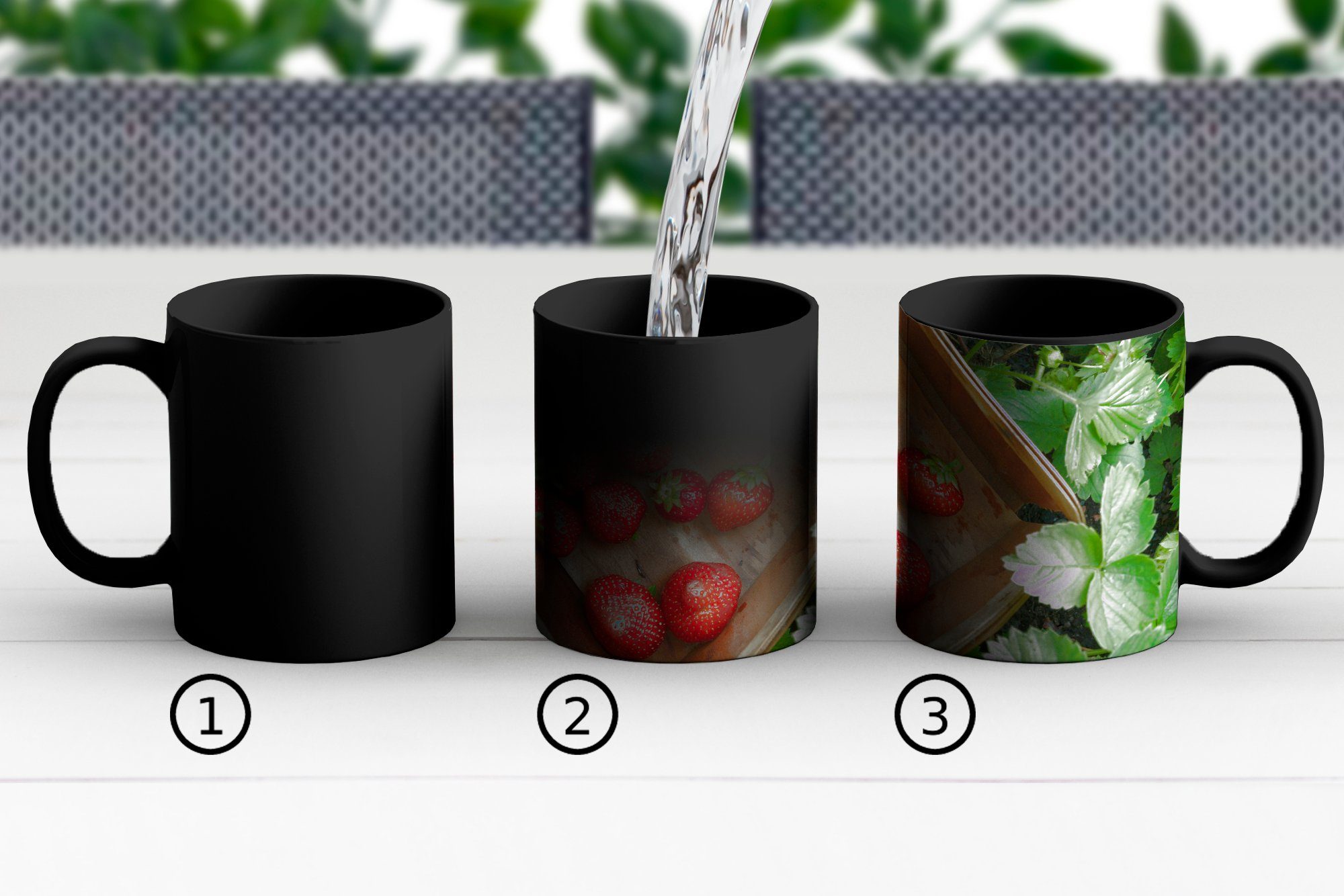 MuchoWow Tasse Erdbeere - Pflanze Zaubertasse, - Kaffeetassen, Keramik, Teetasse, Geschenk Korb, Farbwechsel