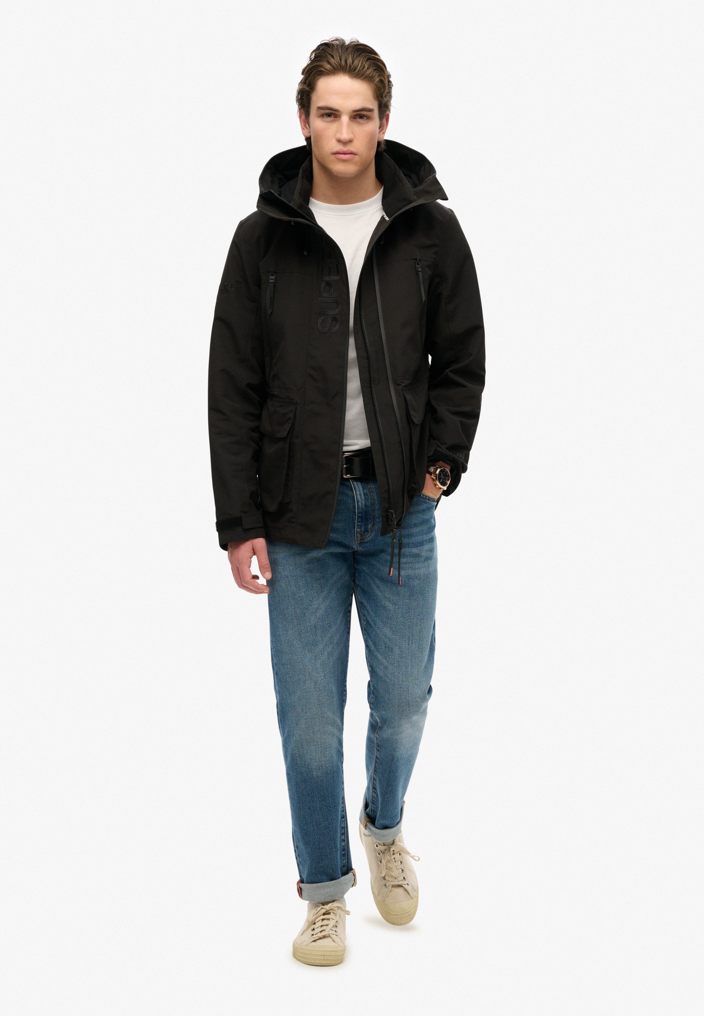 Superdry Outdoorjacke HOOD ULTIMATE EMB WINDBREAKER mit lockerer Passform, hochschließender Kragen, gerader Abschluss