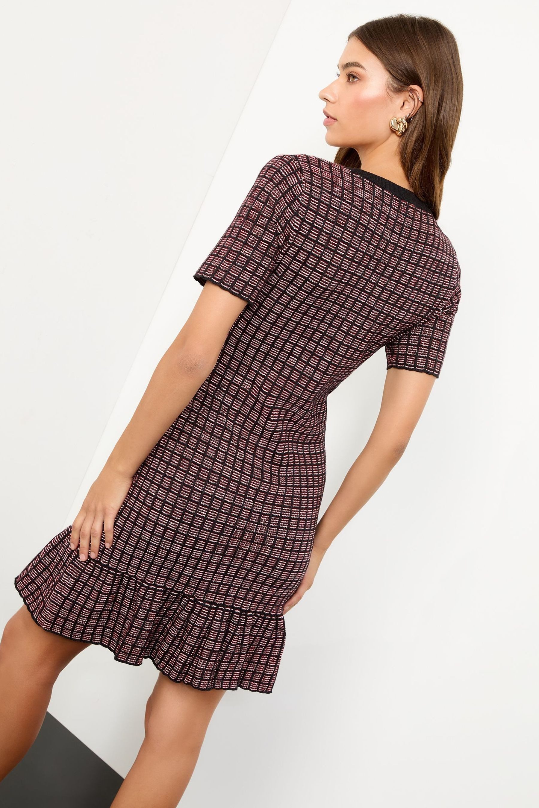 LIPSY Minikleid Lipsy Ausgestelltes Bouclé-Minikleid, Petite (1-tlg) günstig online kaufen